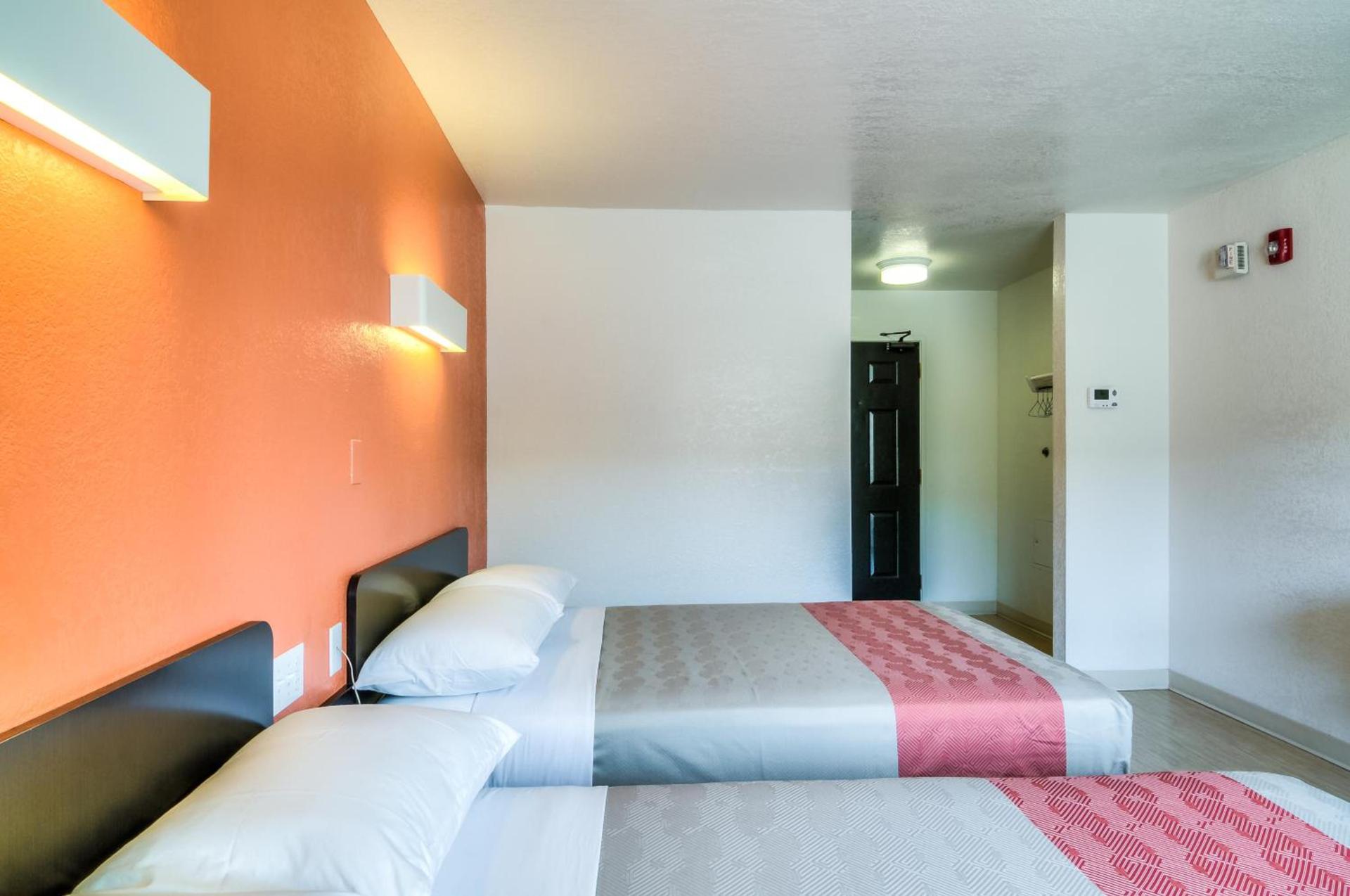Motel 6-Arlington Heights, IL - Chicago North Central photo 27