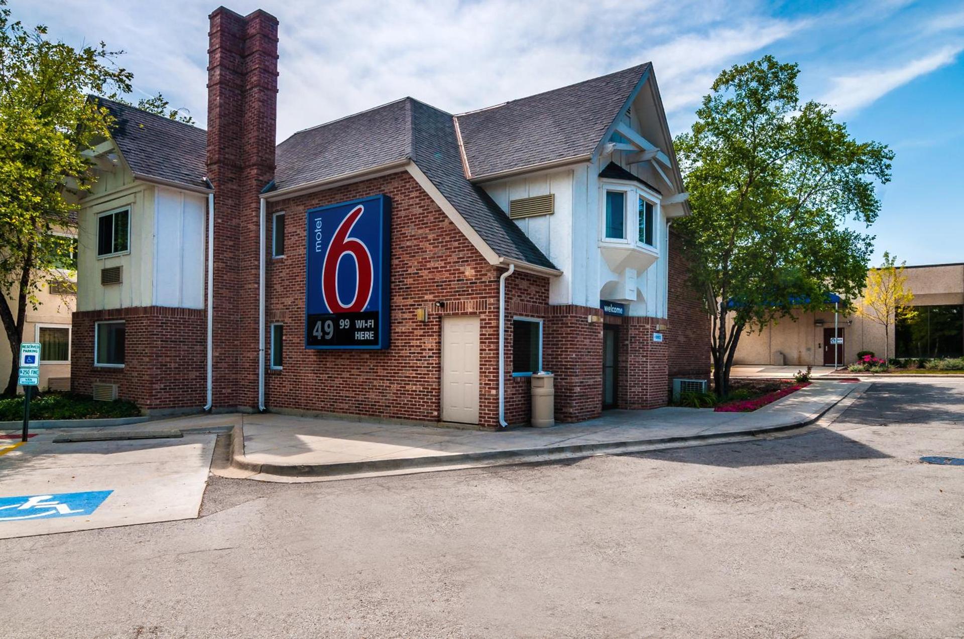 Motel 6-Arlington Heights, IL - Chicago North Central photo 18