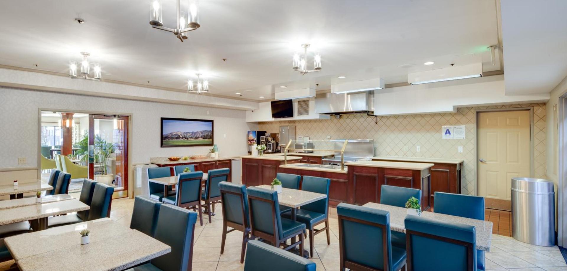 Ayres Hotel Corona - Riverside photo 23