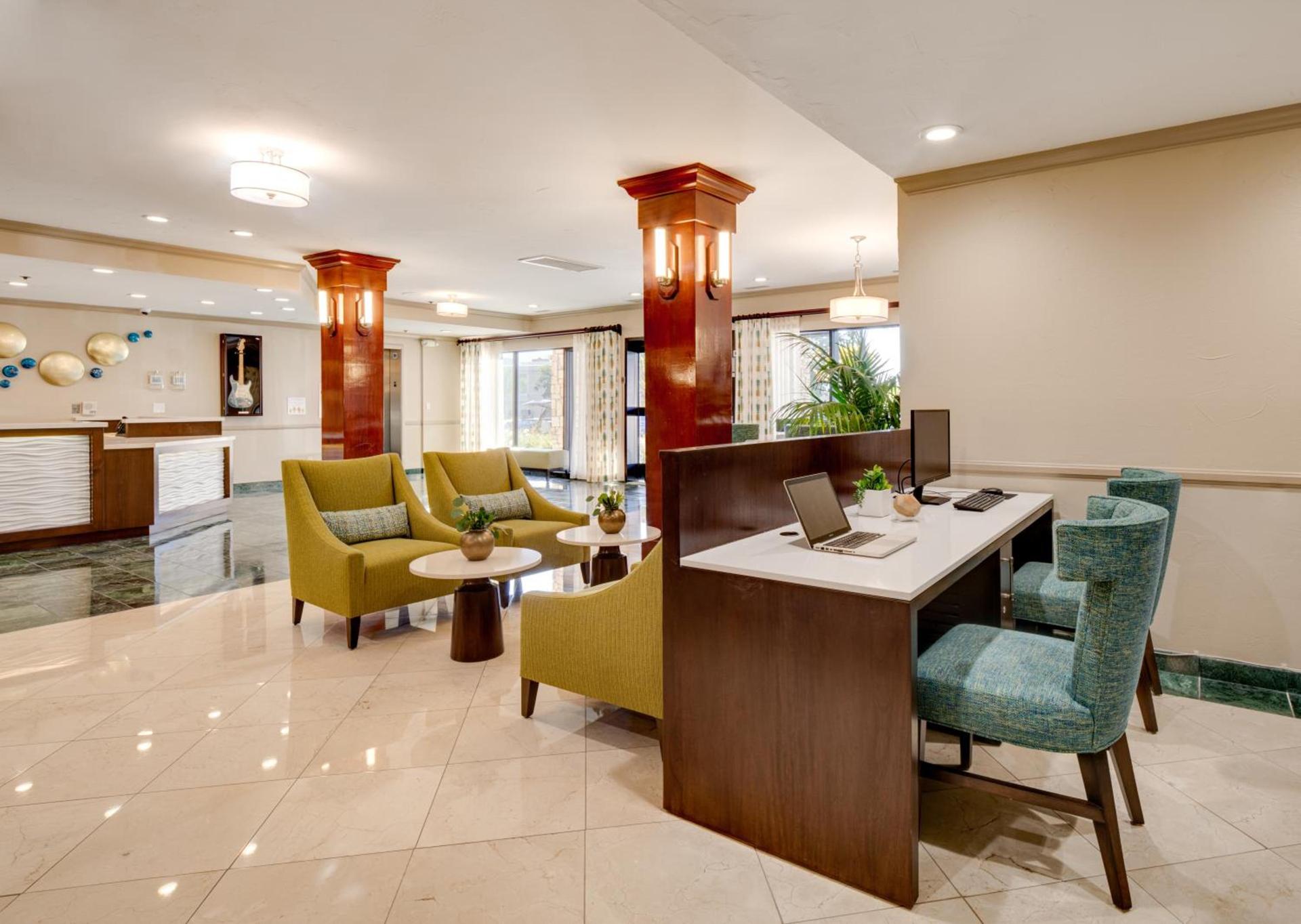 Ayres Hotel Corona - Riverside photo 4