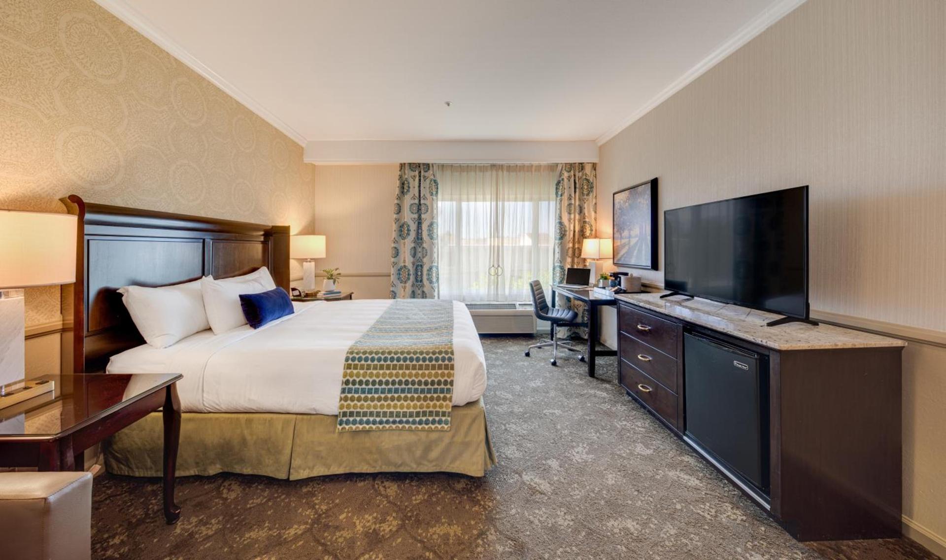 Ayres Hotel Corona - Riverside photo 8