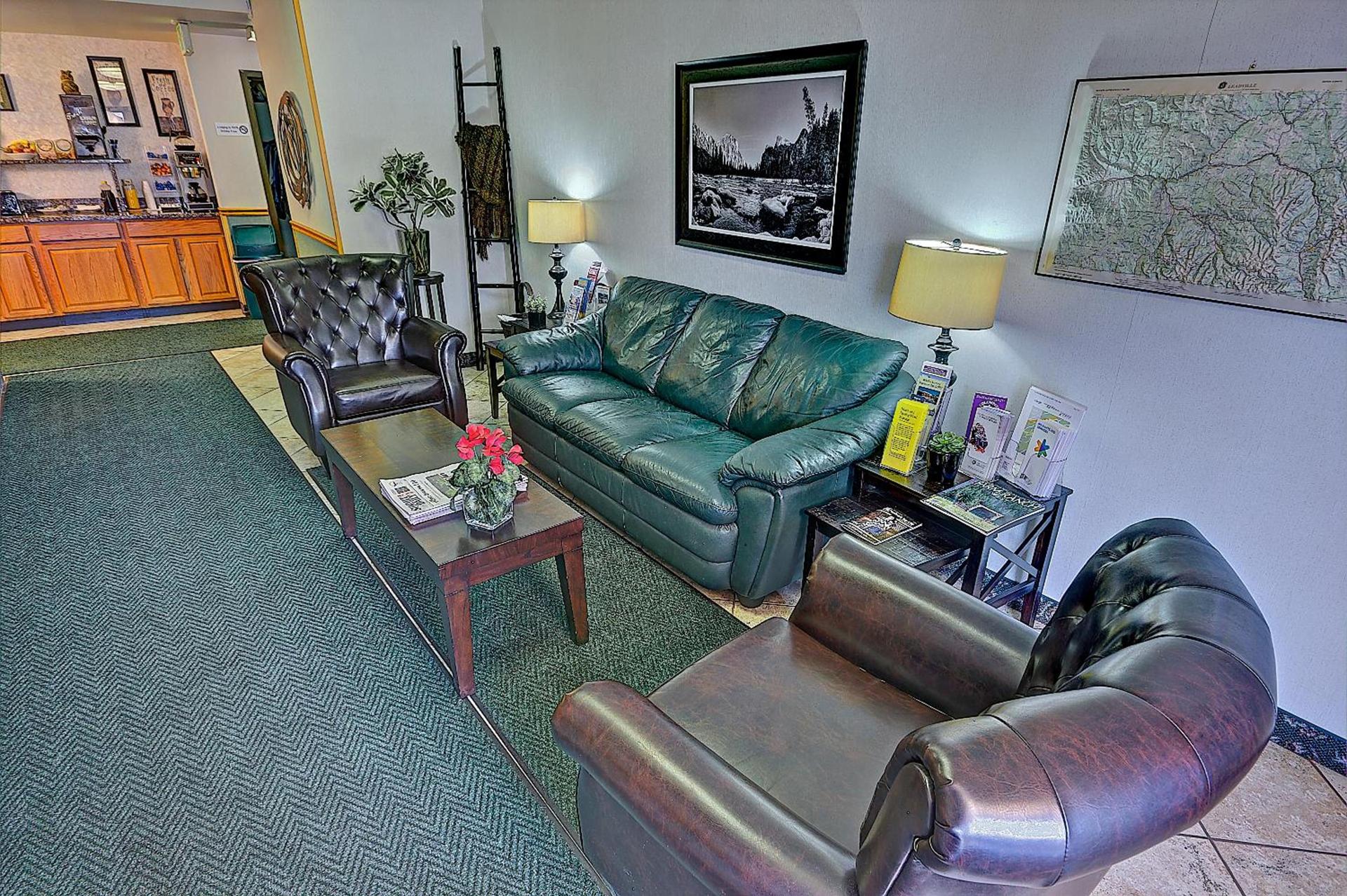 Dillon Inn photo 23