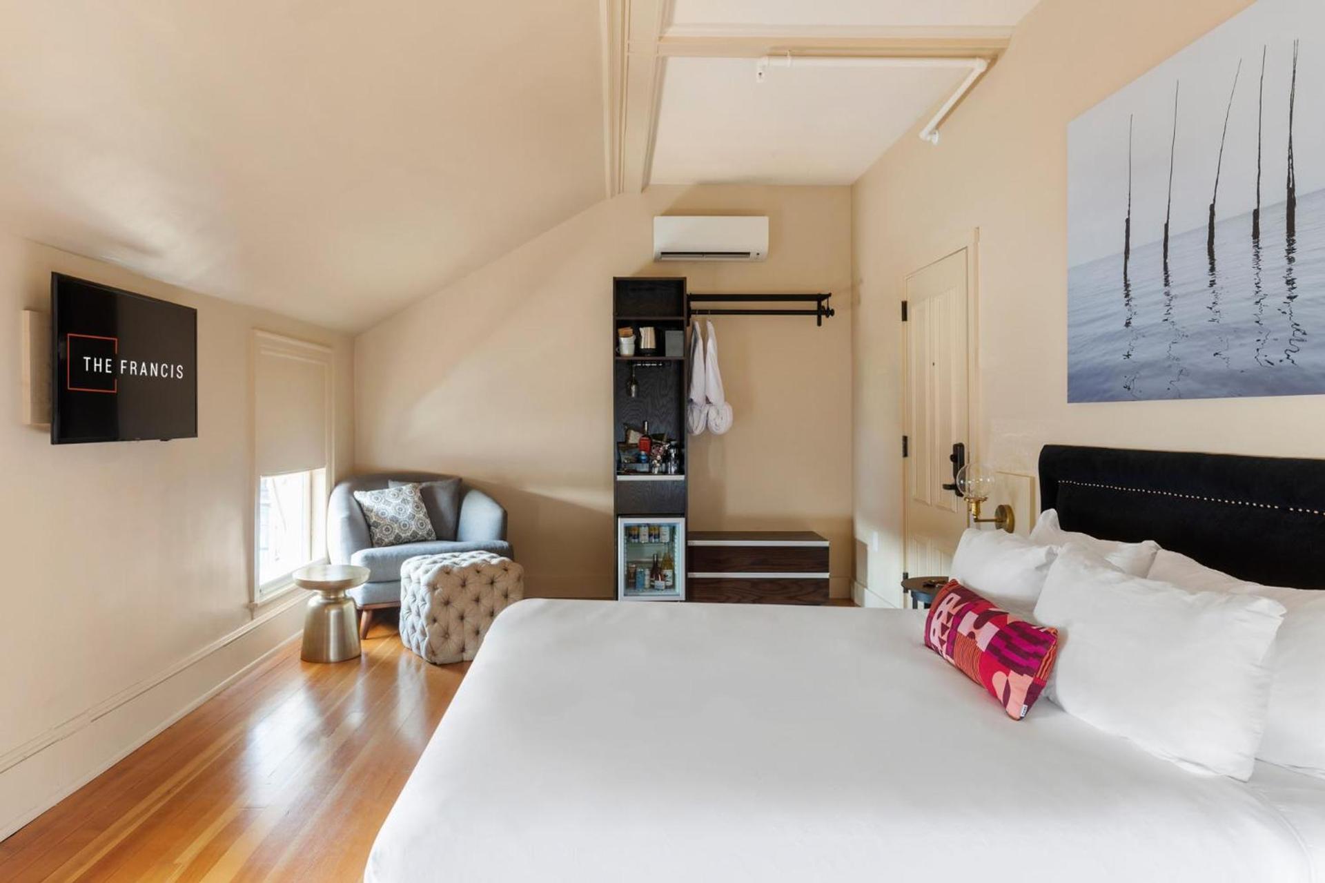 The Francis Hotel photo 3