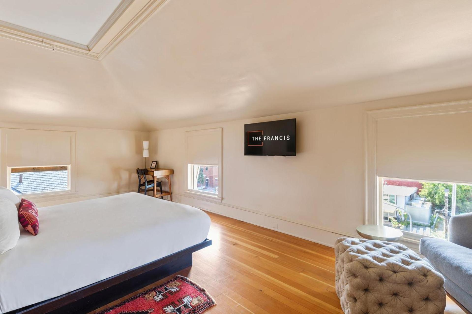 The Francis Hotel photo 37