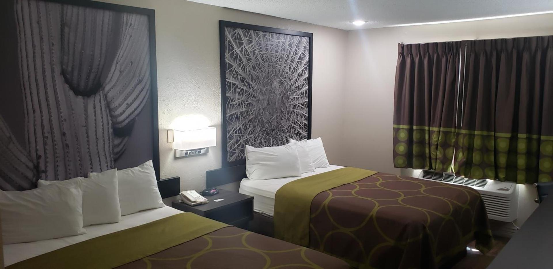 Super 8 by Wyndham Goodyear/Phoenix Area photo 37