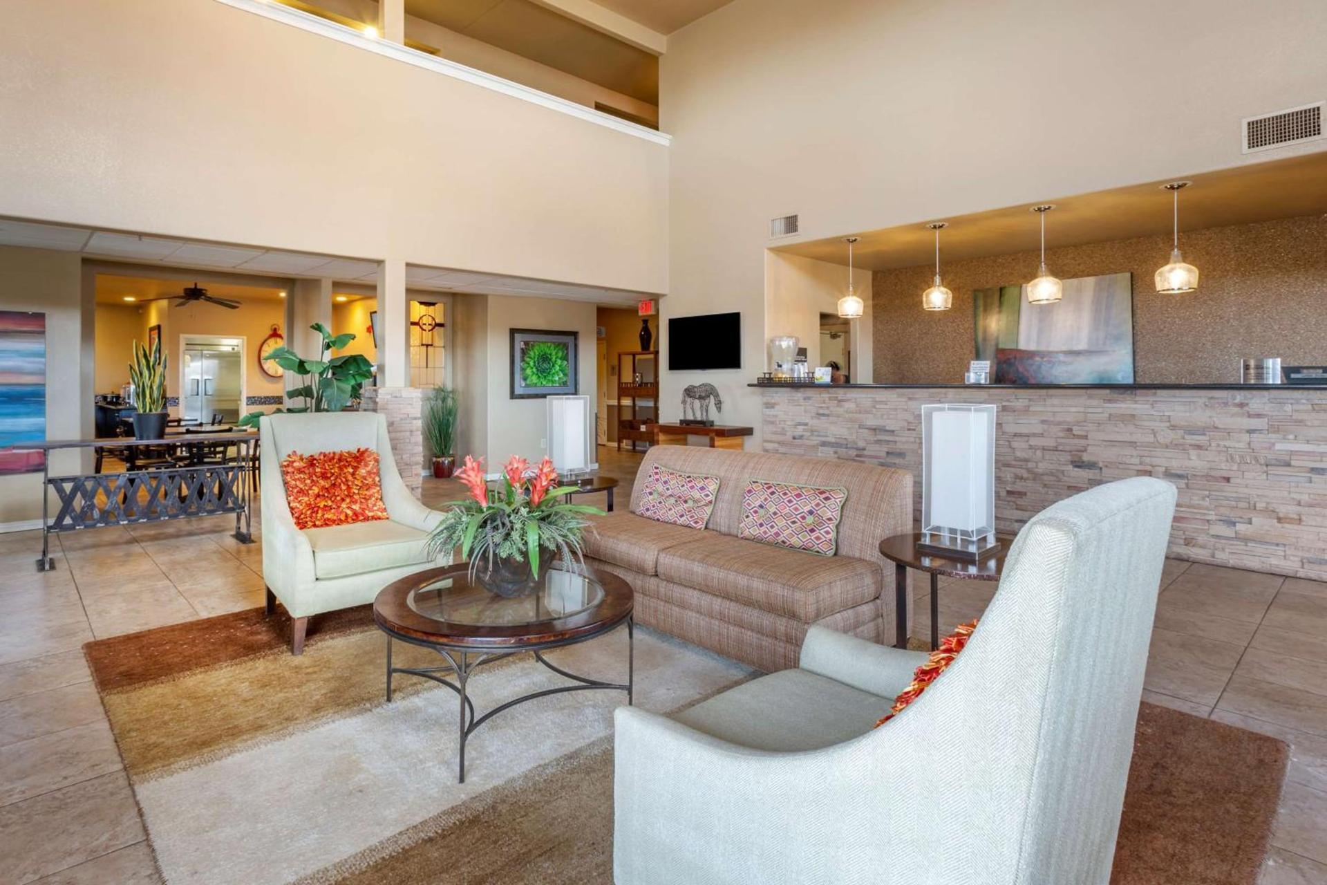 Best Western Plus Winslow Inn photo 2