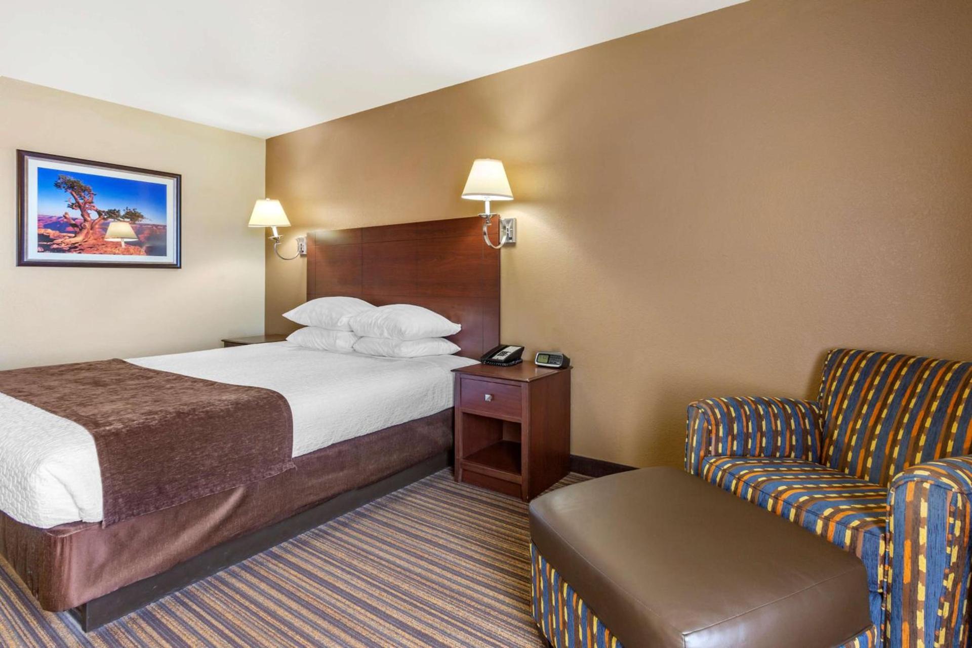 Best Western Plus Winslow Inn photo 23