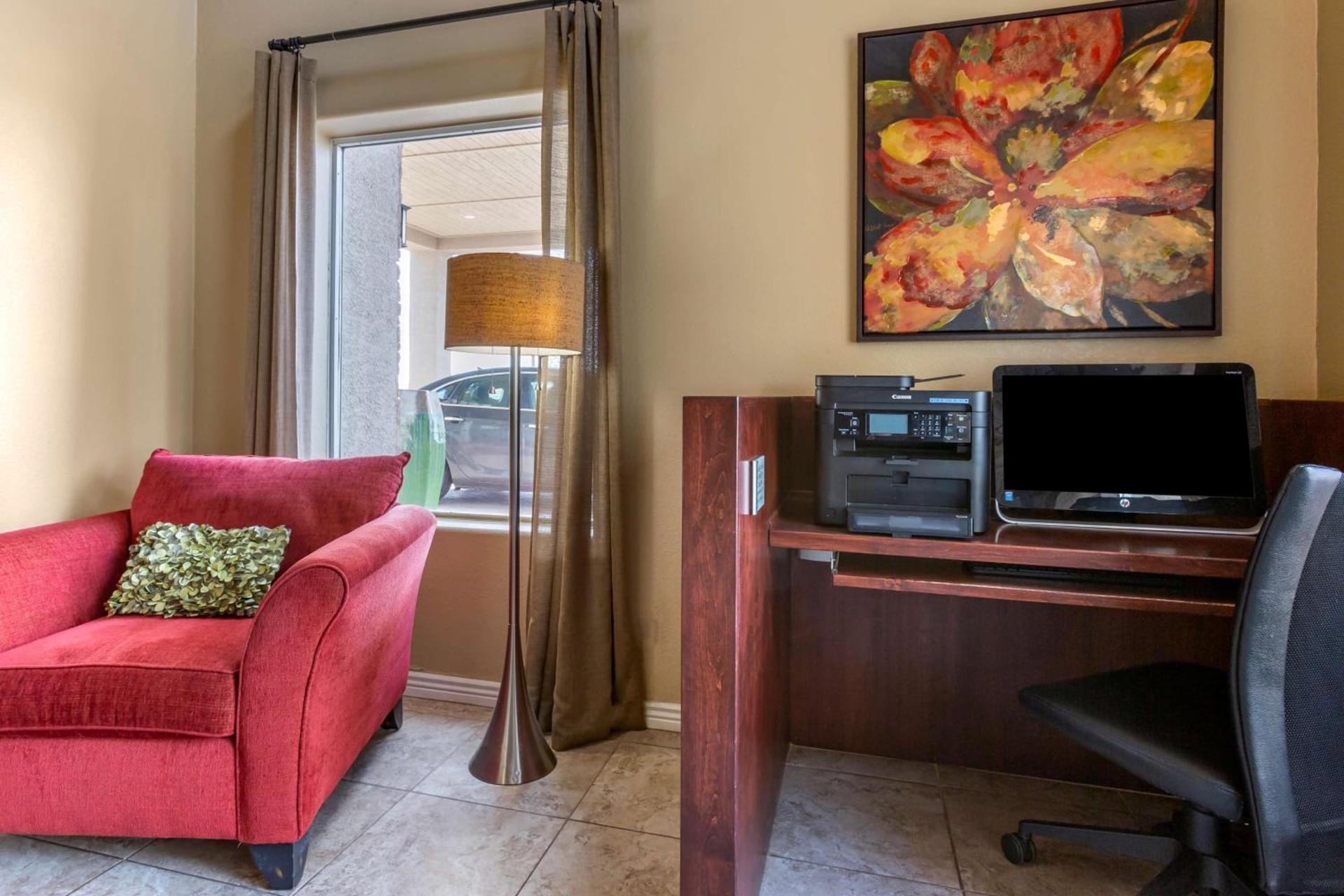 Best Western Plus Winslow Inn photo 8