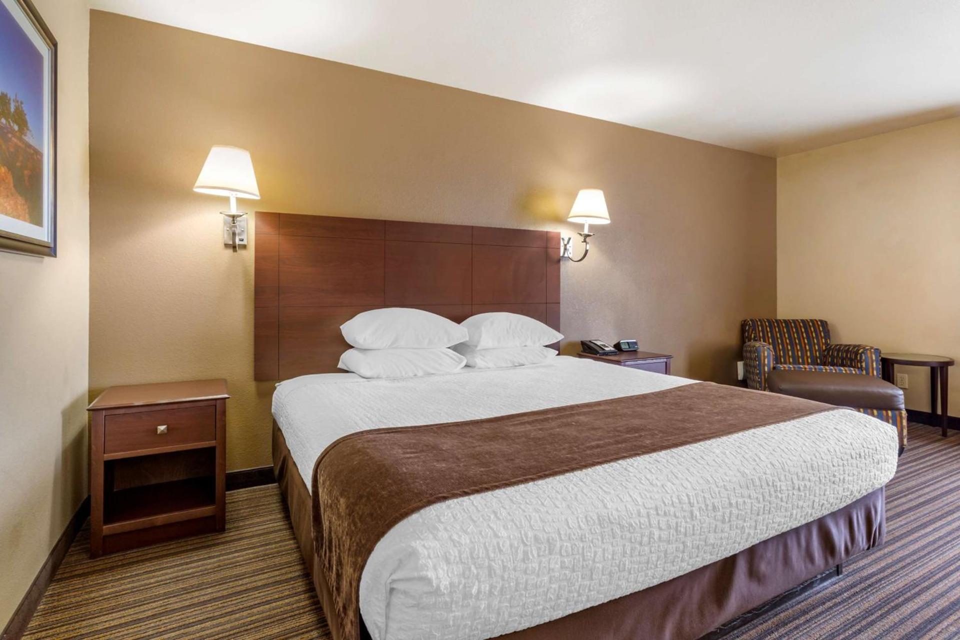 Best Western Plus Winslow Inn photo 22