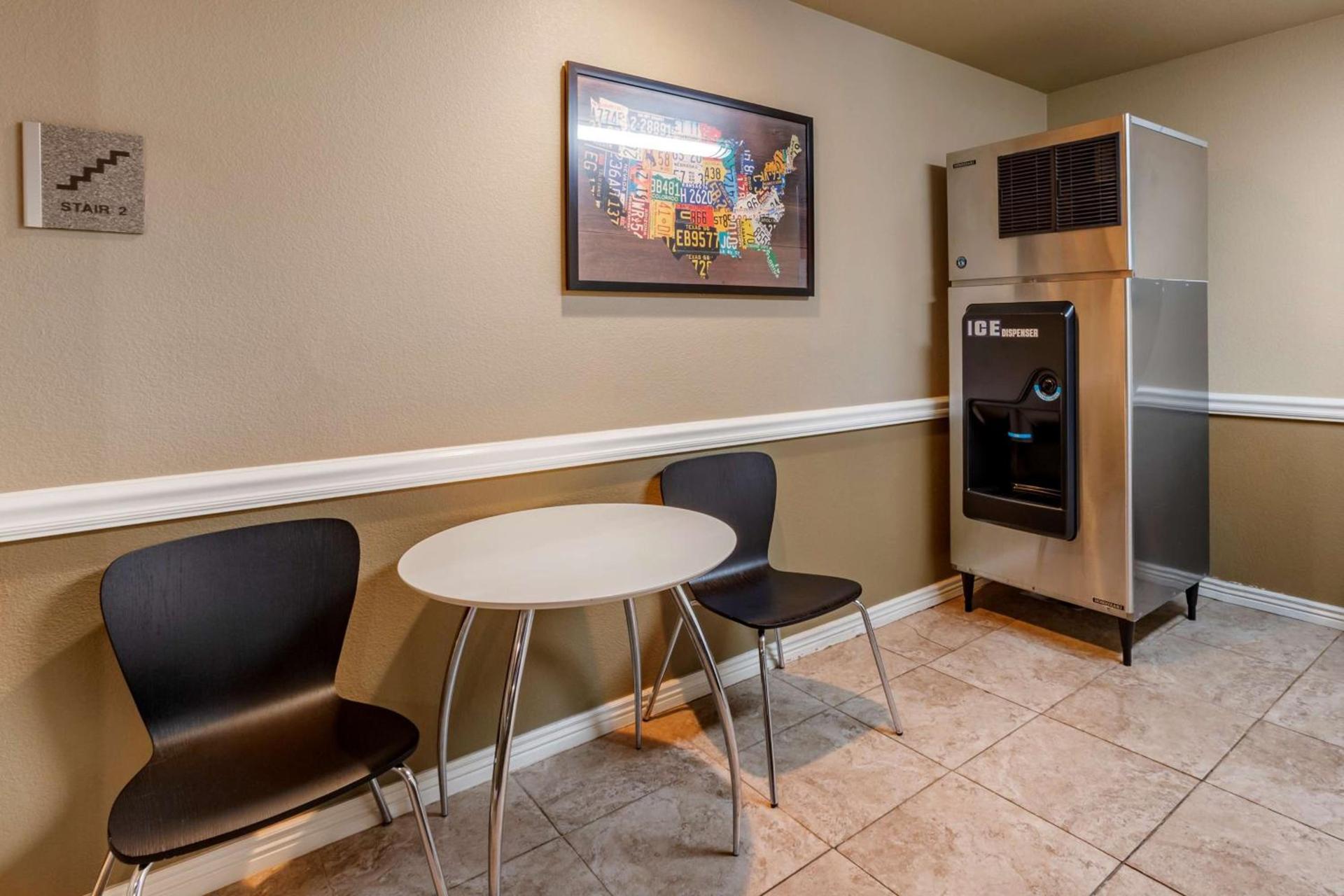 Best Western Plus Winslow Inn photo 34