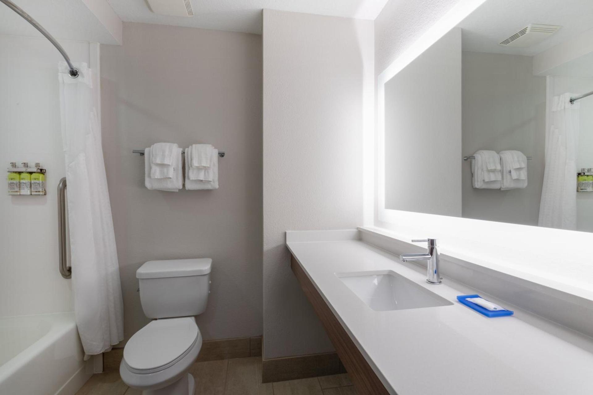 Holiday Inn Express Crystal River by IHG photo 22