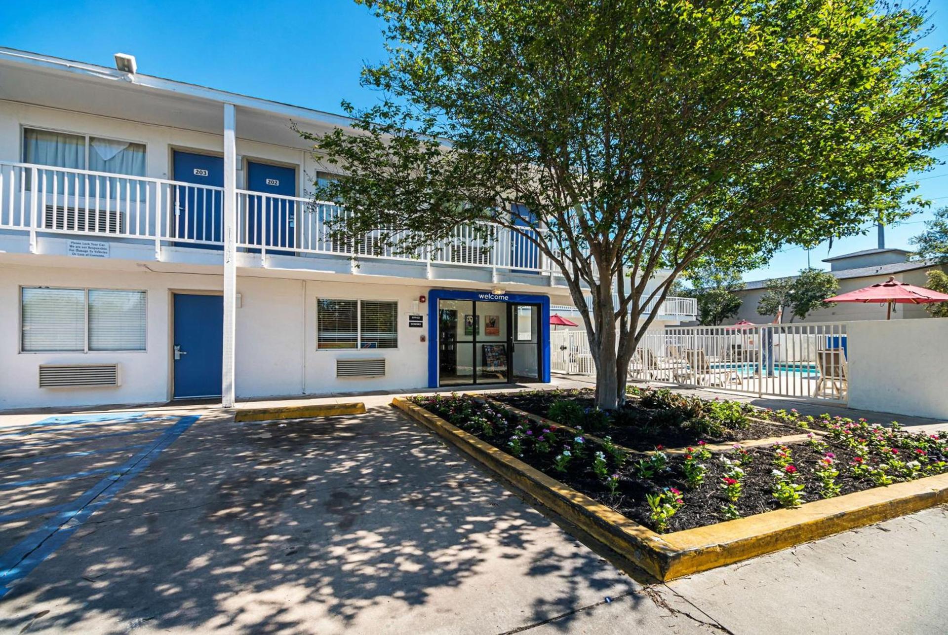 Motel 6-Corpus Christi, TX - Northwest photo 4