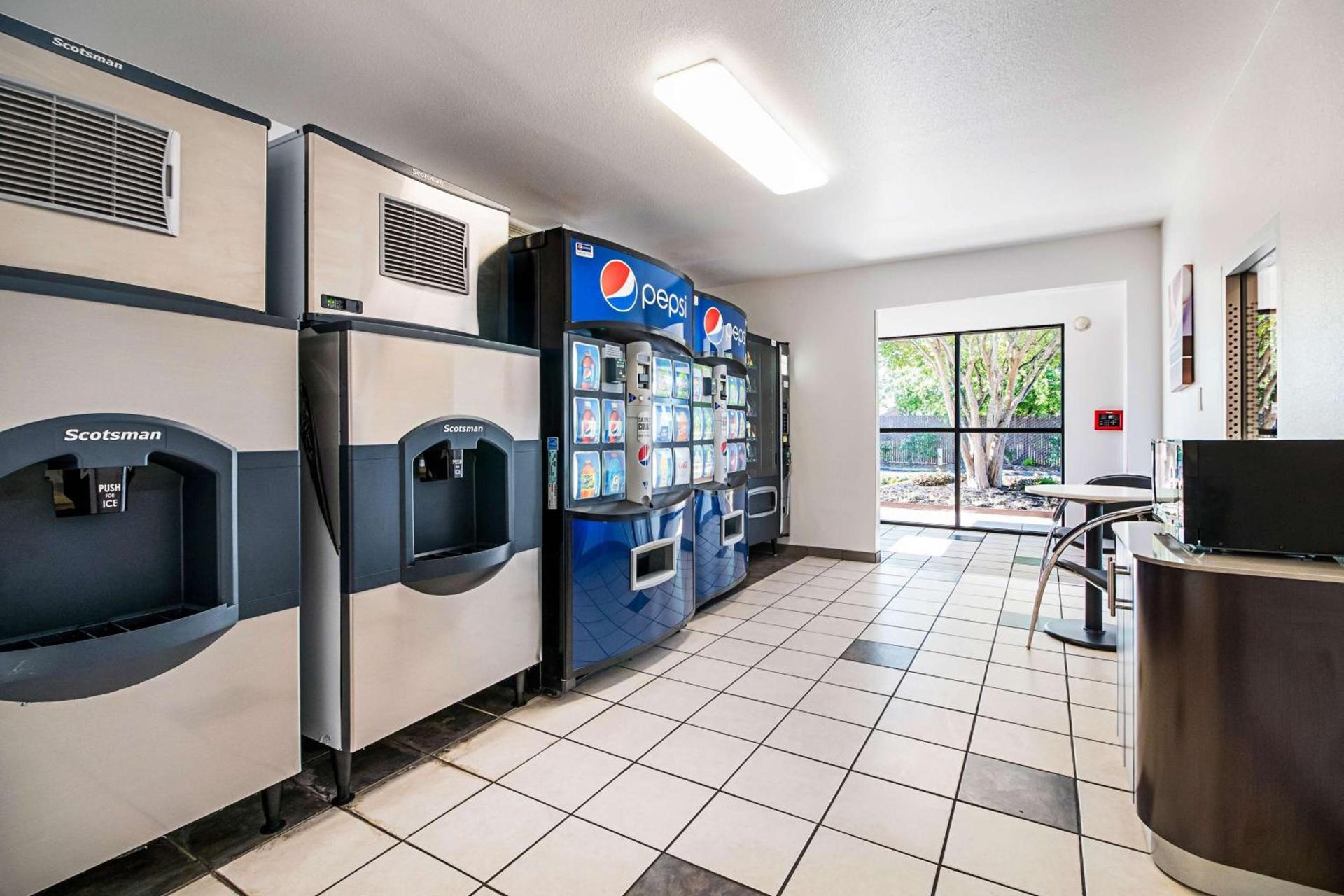 Motel 6-Corpus Christi, TX - Northwest photo 27