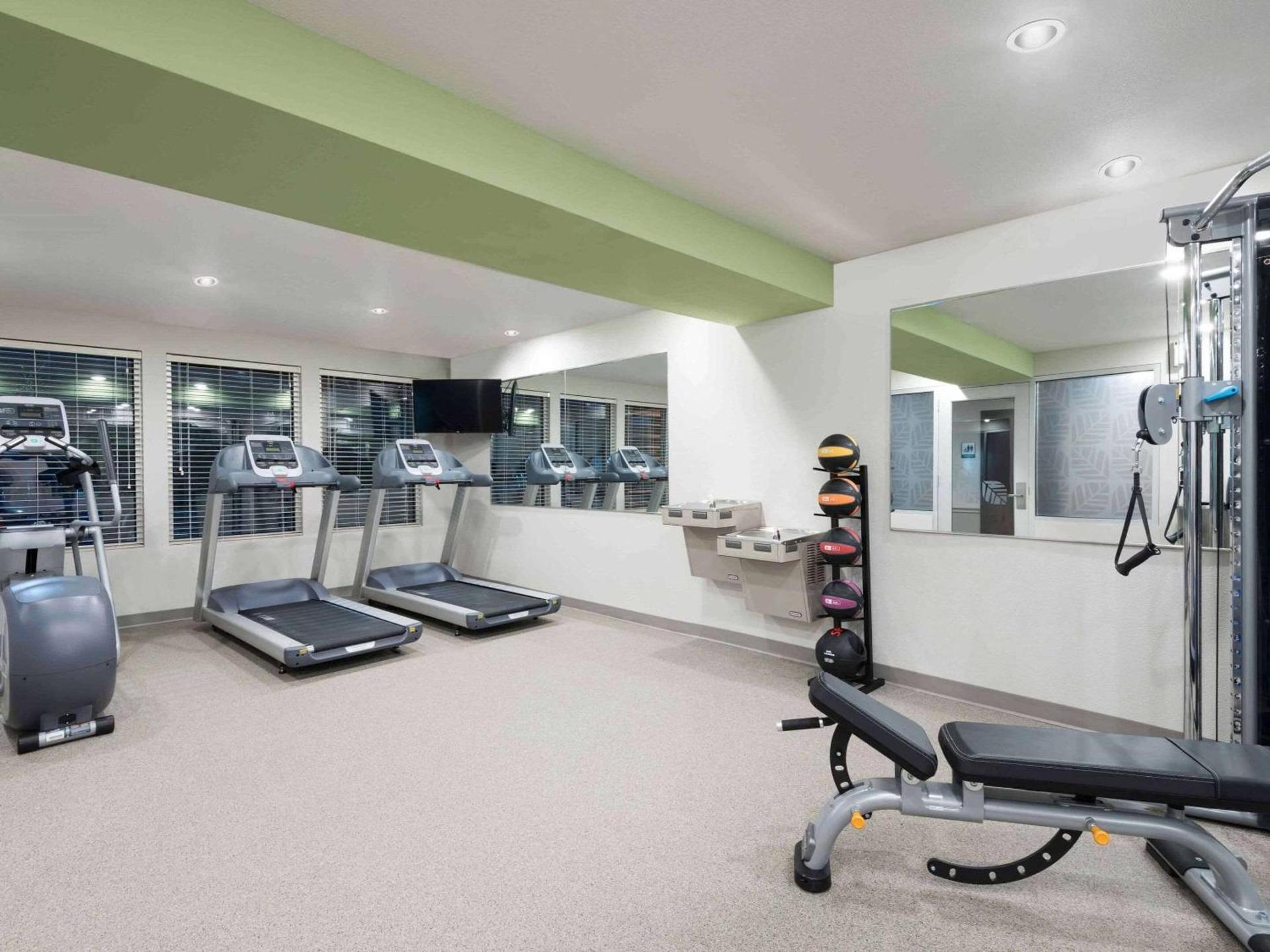 Candlewood Suites Pecos by IHG photo 13