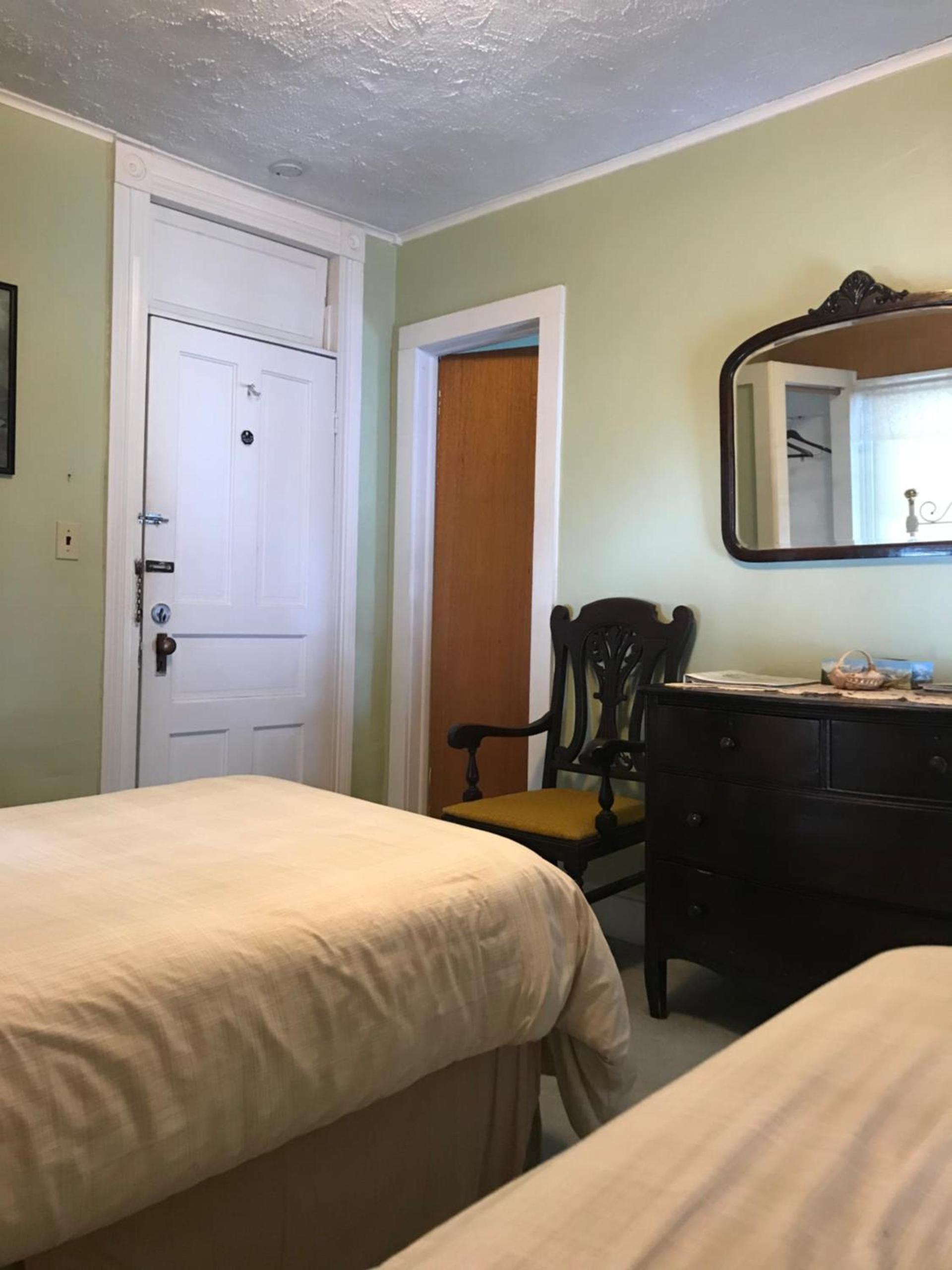 Inn at Starlight Lake & Restaurant photo 5