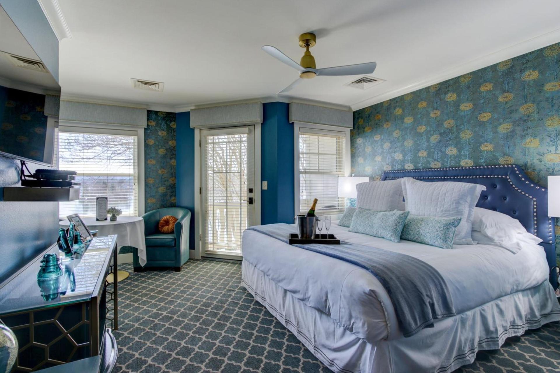 Lookout Point Lakeside Inn photo 4