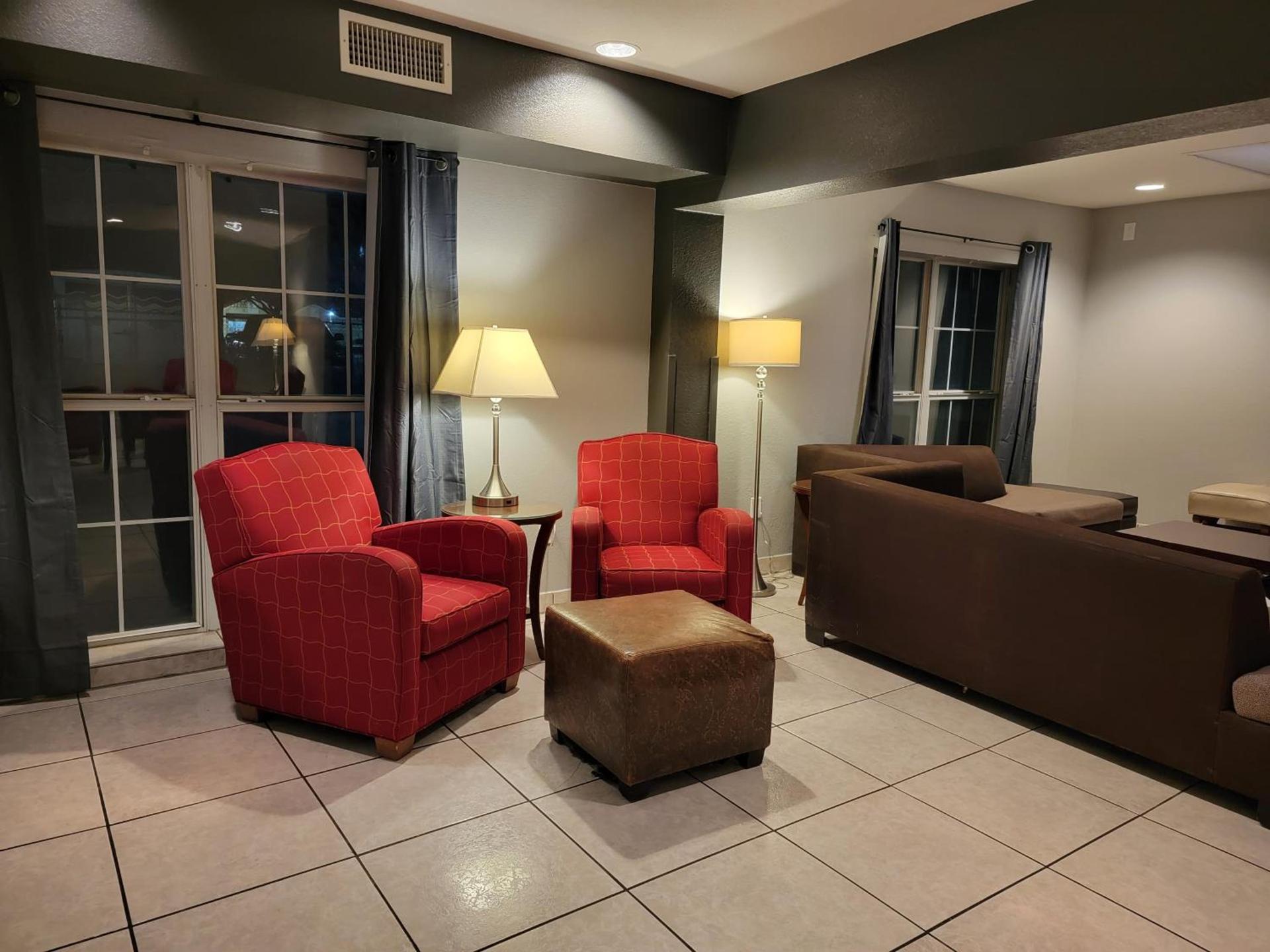 Extend-a-Suites - Extended Stay, I-40 Amarillo West photo 44