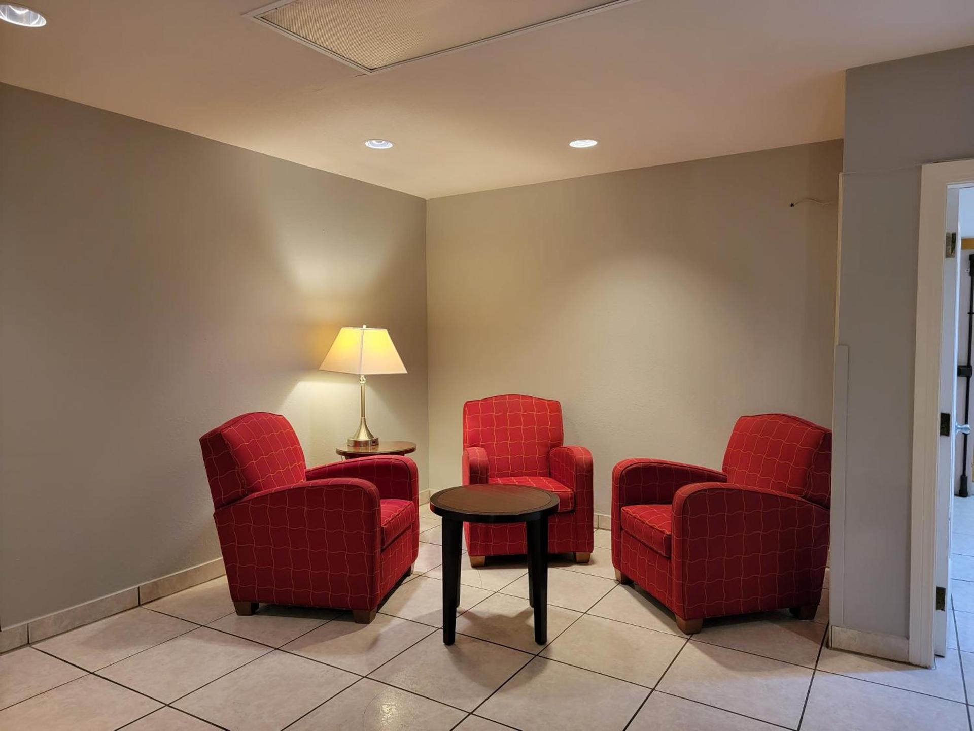 Extend-a-Suites - Extended Stay, I-40 Amarillo West photo 45