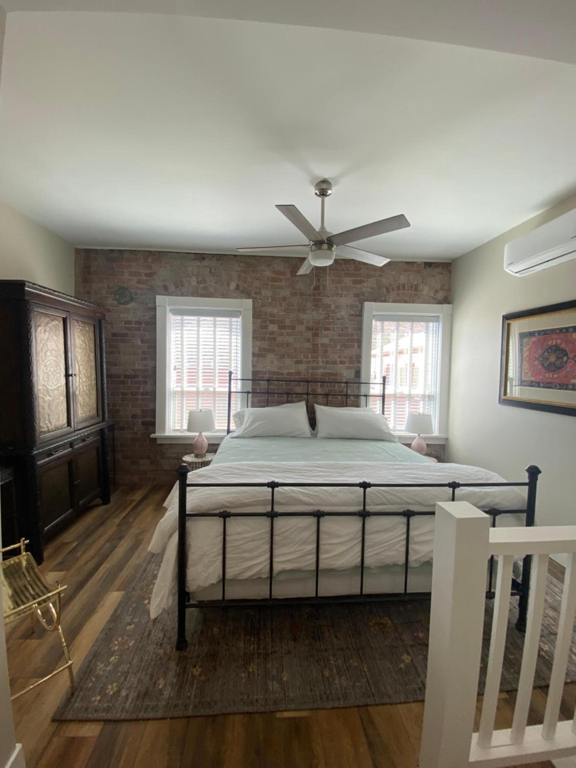 Bisbee Brownstone Suites photo 6