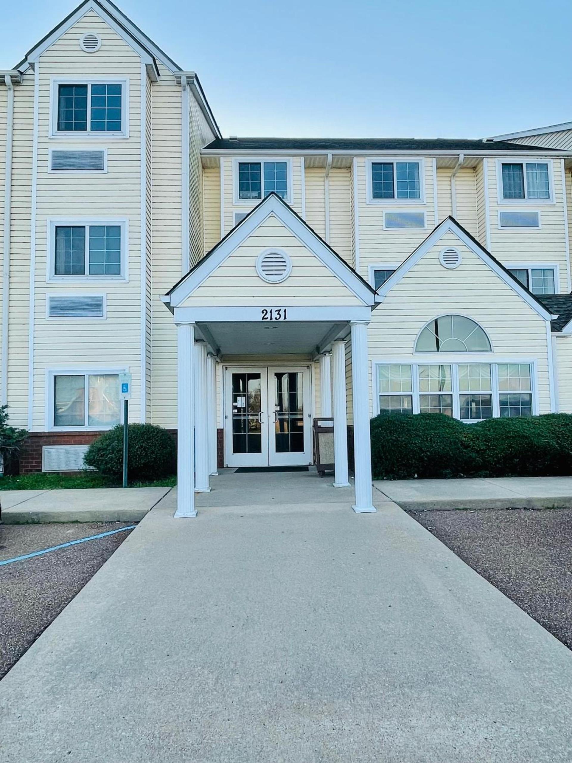 WELCOME INN & SUITES photo 7