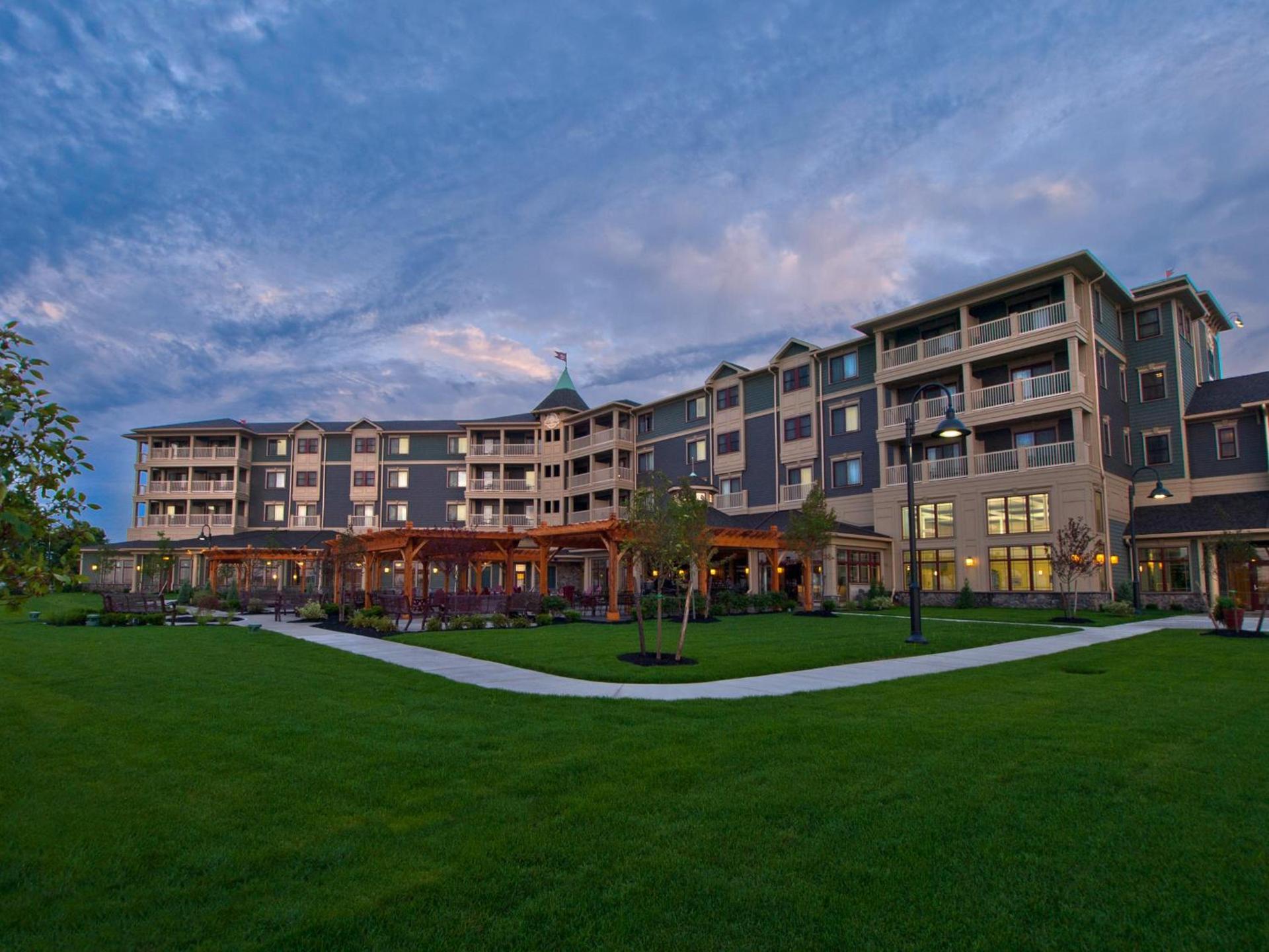 1000 Islands Harbor Hotel — hotel in Clayton