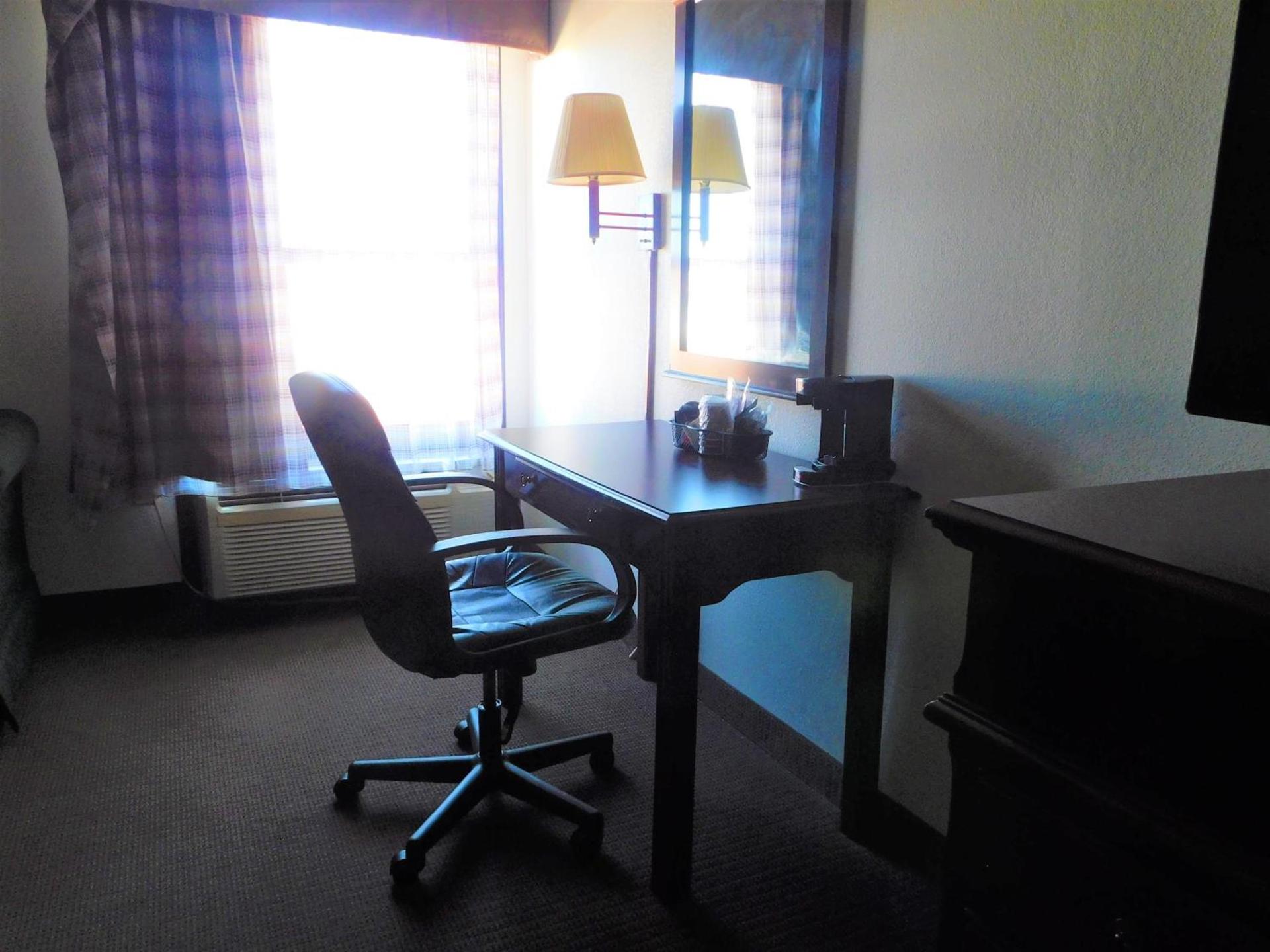 Quality Inn & Suites Thomasville-High Point photo 38