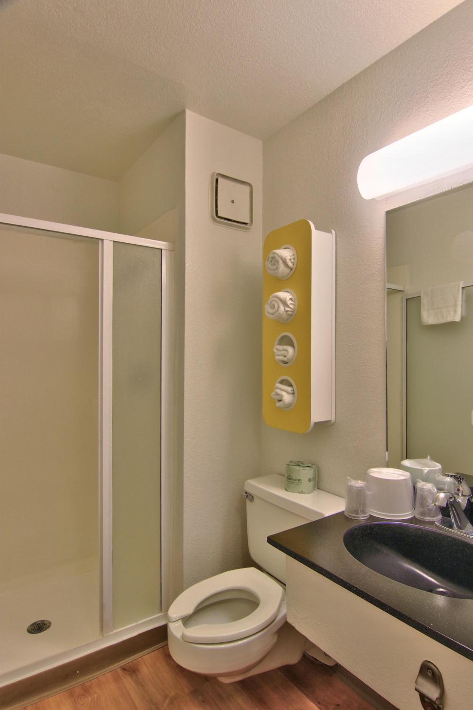 Motel 6-Woodland, CA Sacramento Airport photo 33