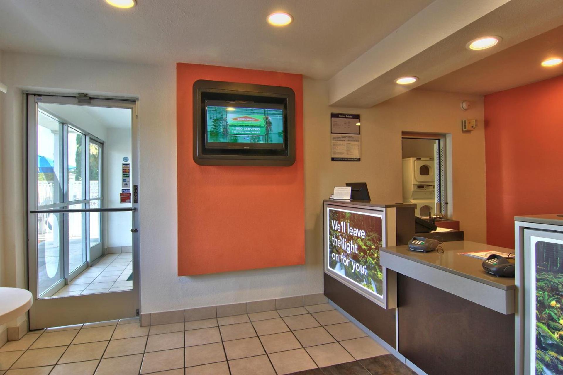 Motel 6-Woodland, CA Sacramento Airport photo 27