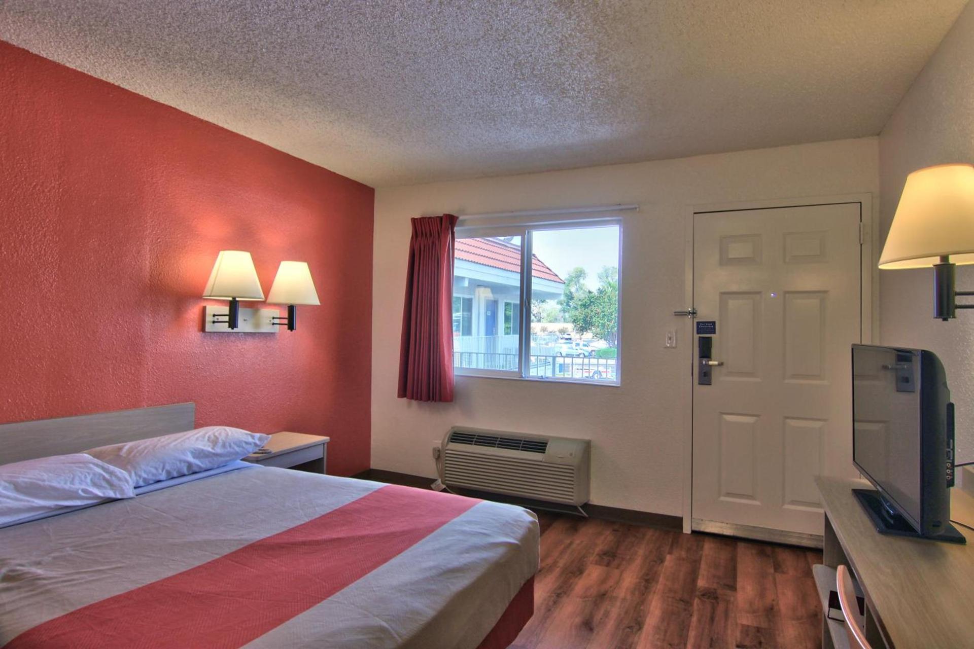 Motel 6-Sacramento, CA - Old Sacramento North photo 59