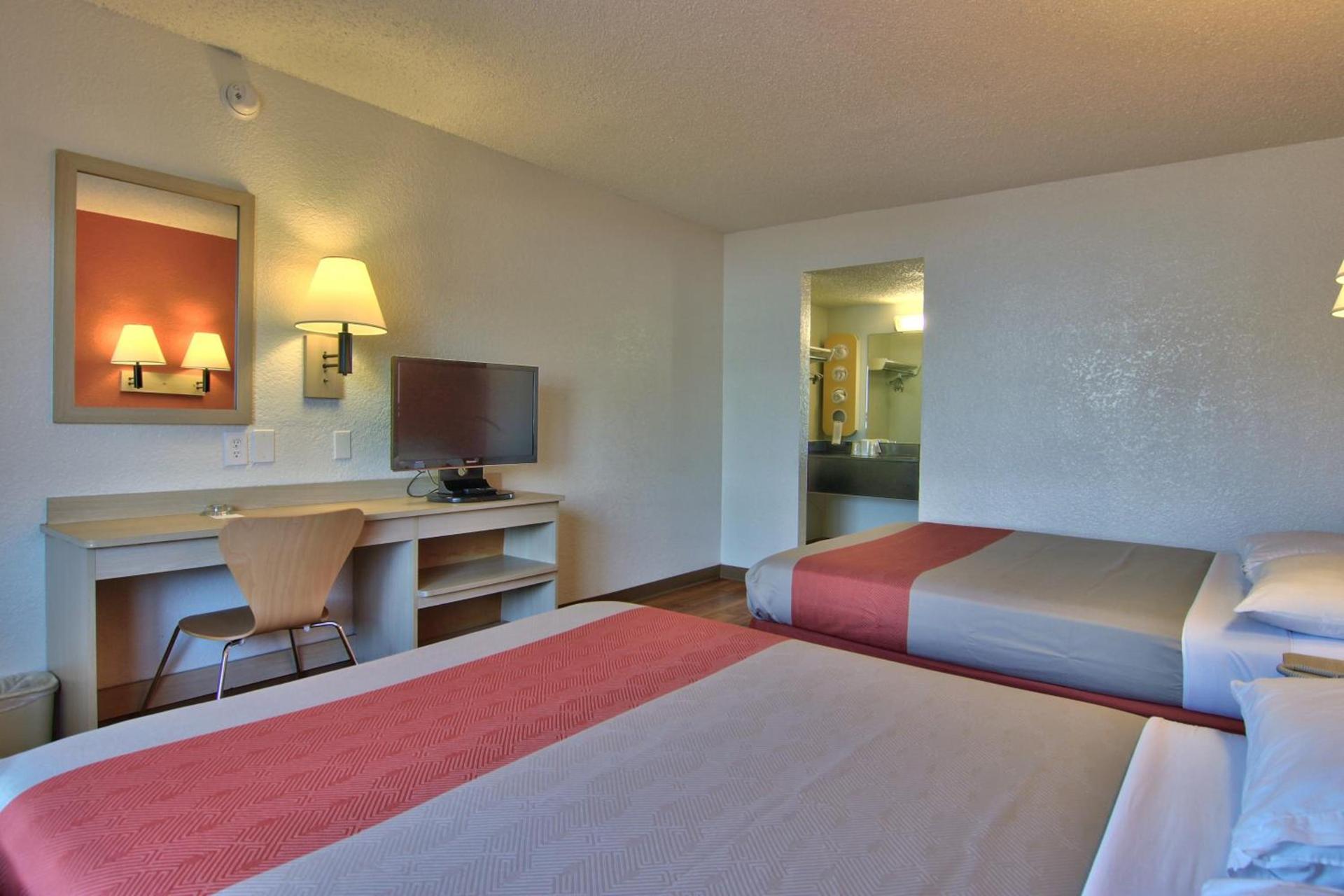 Motel 6-Sacramento, CA - Old Sacramento North photo 8