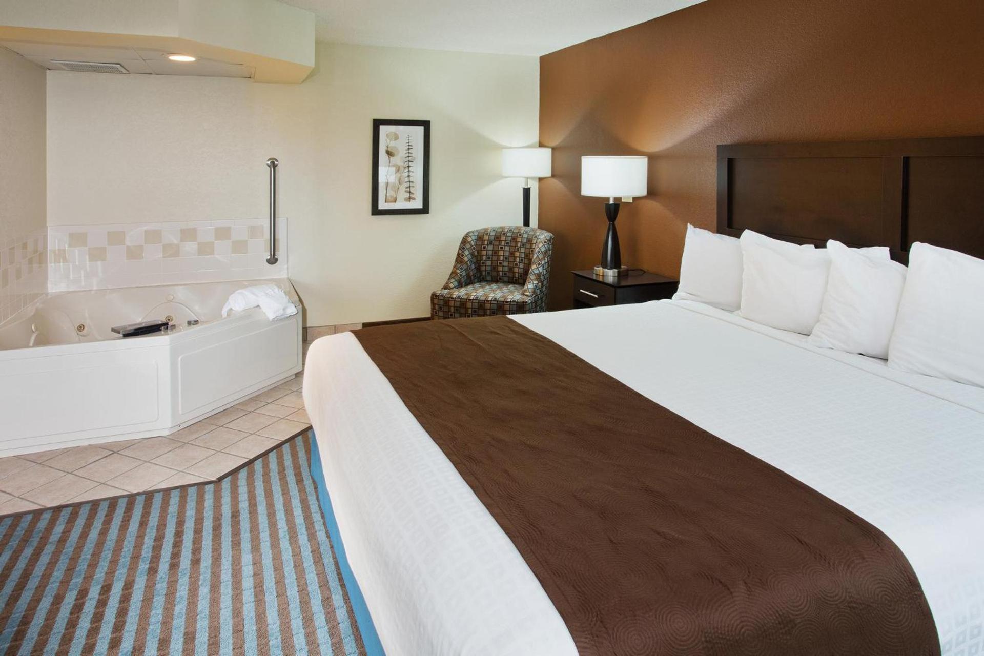 AmericInn by Wyndham Lincoln North photo 13