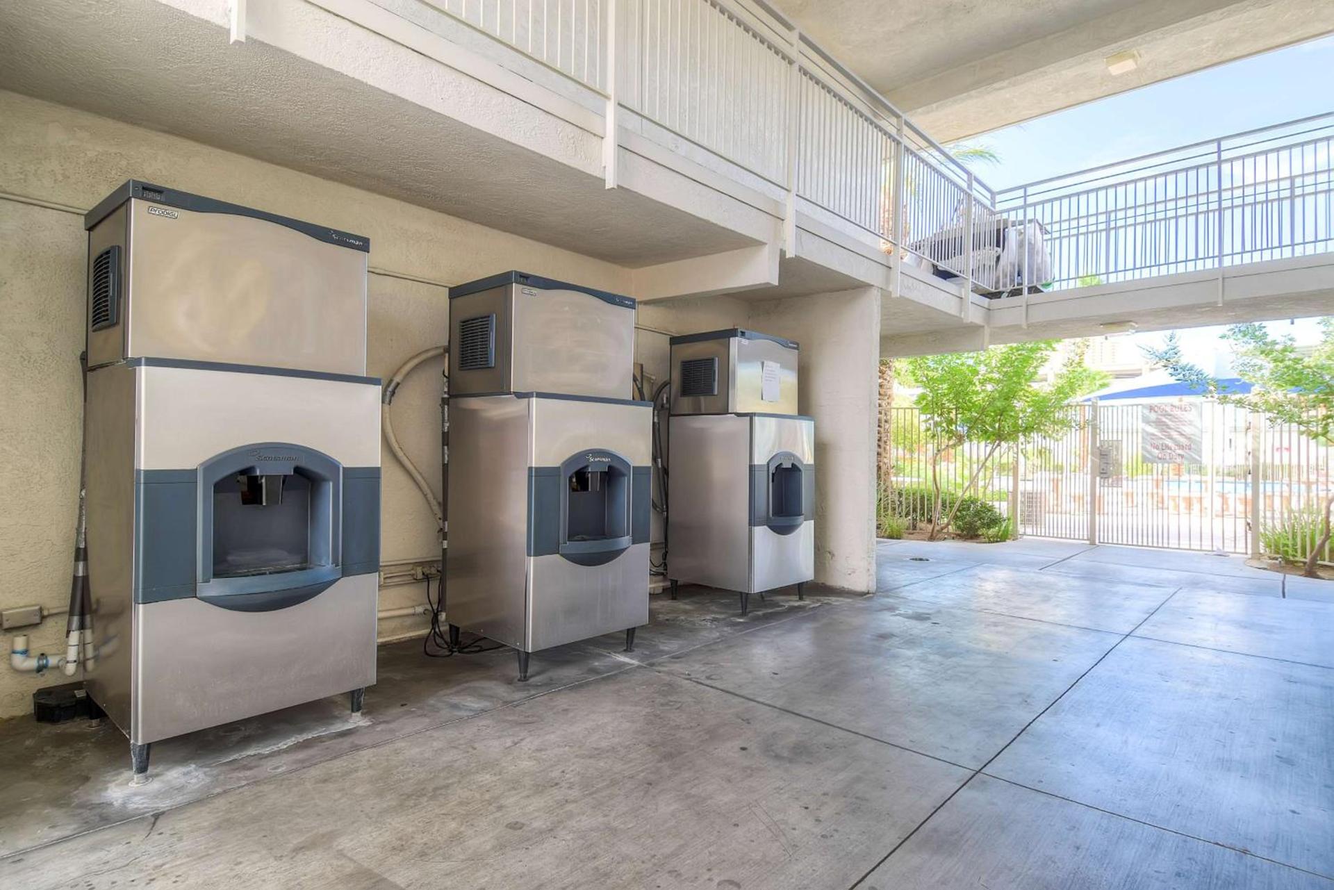 Studio 6 Suites Las Vegas, NV - Tropicana photo 33