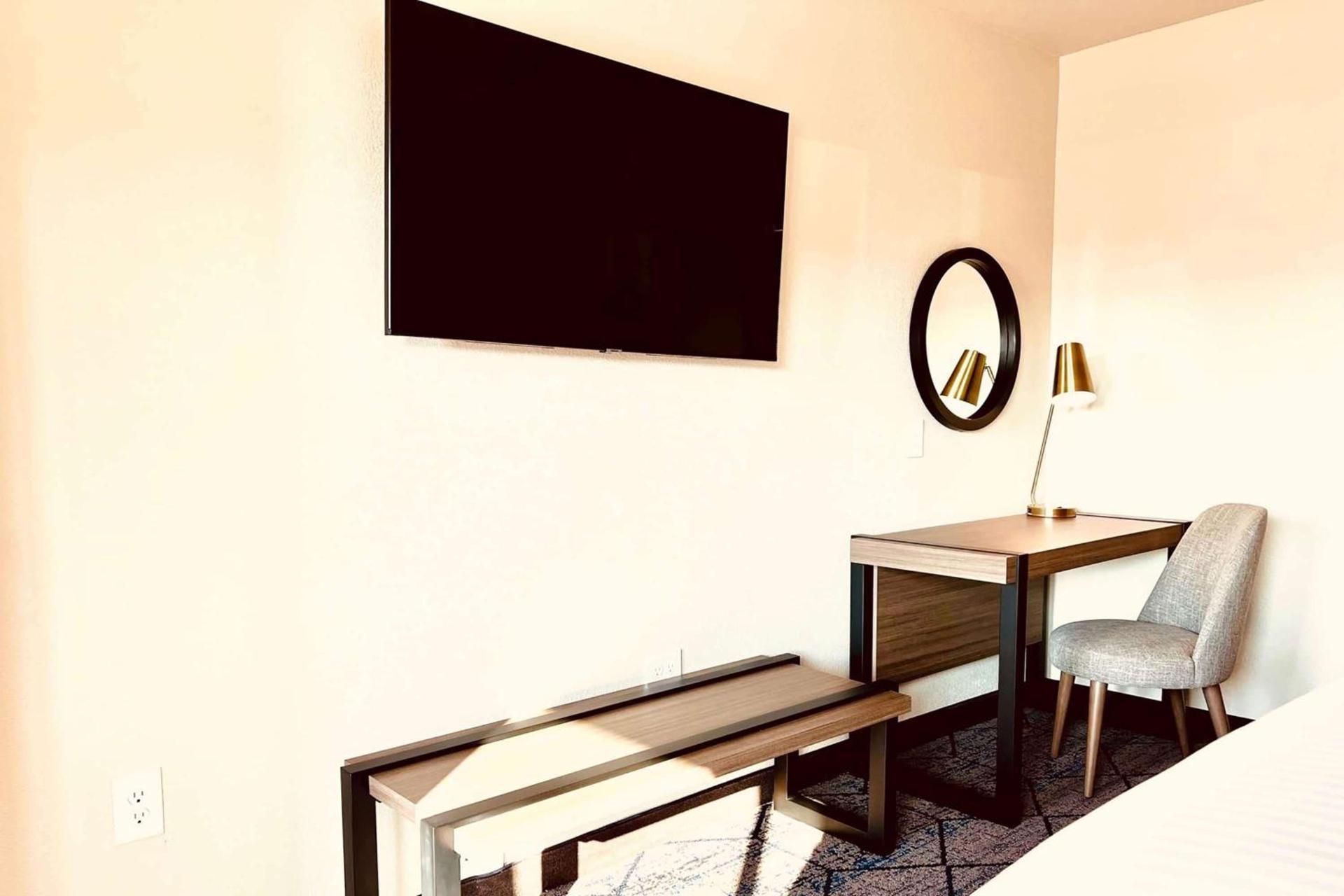 Ramada by Wyndham Modesto Yosemite Area photo 12