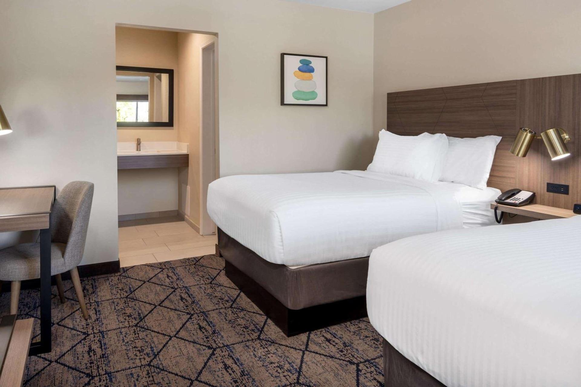 Ramada by Wyndham Modesto Yosemite Area photo 26