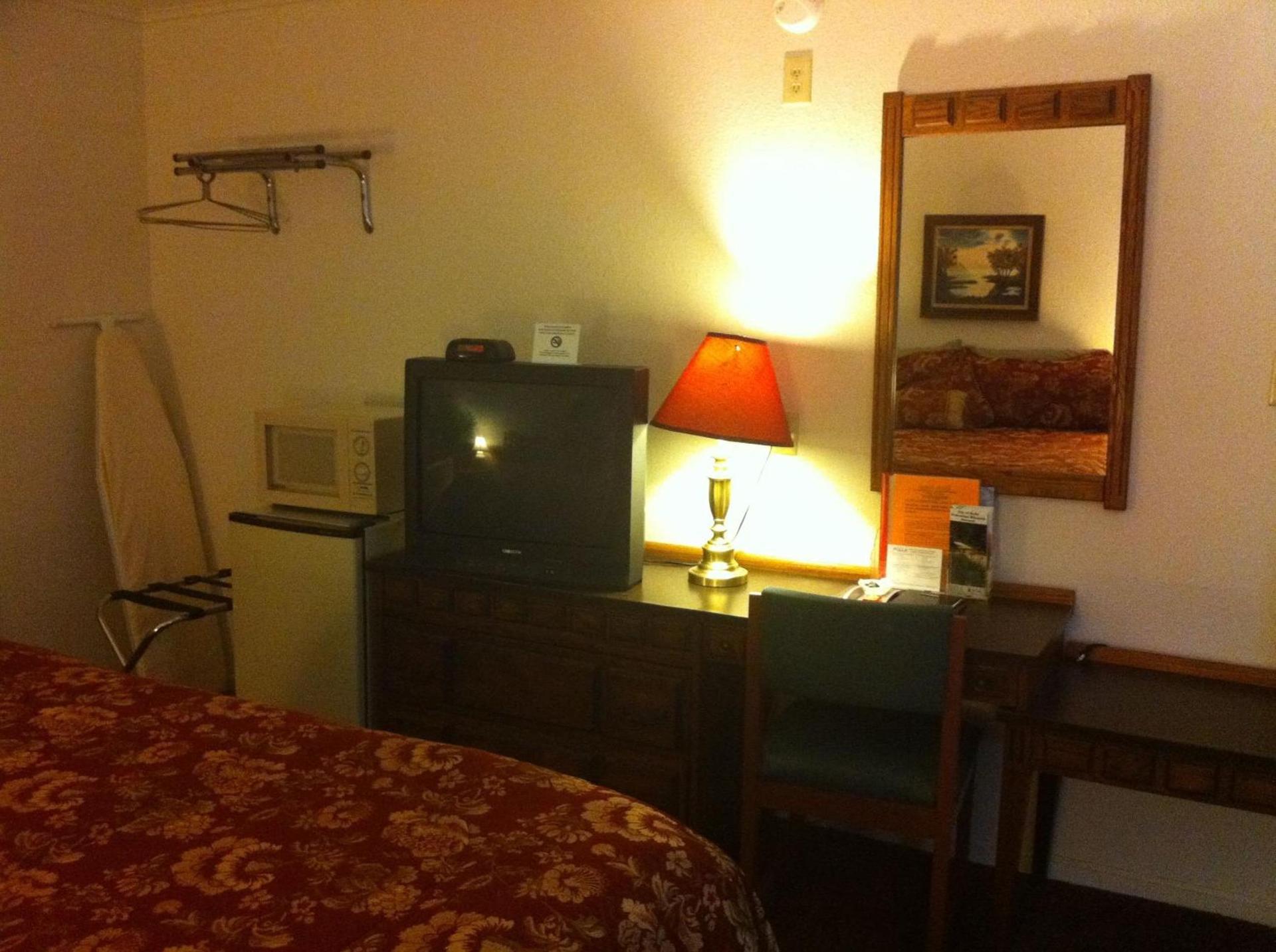 Rustic Motel Rolla photo 19