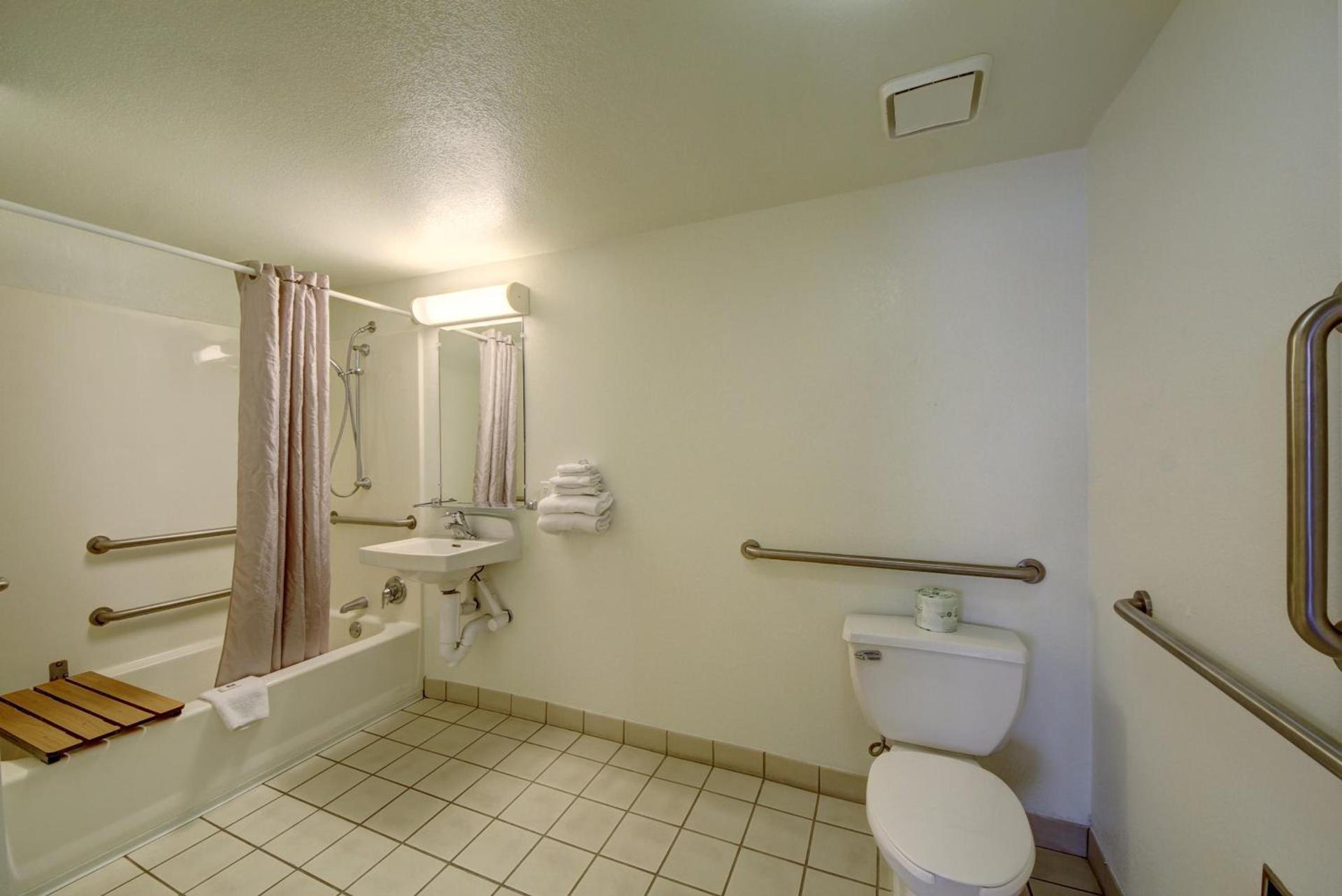 Motel 6-San Antonio, TX - Downtown - Market Square photo 35