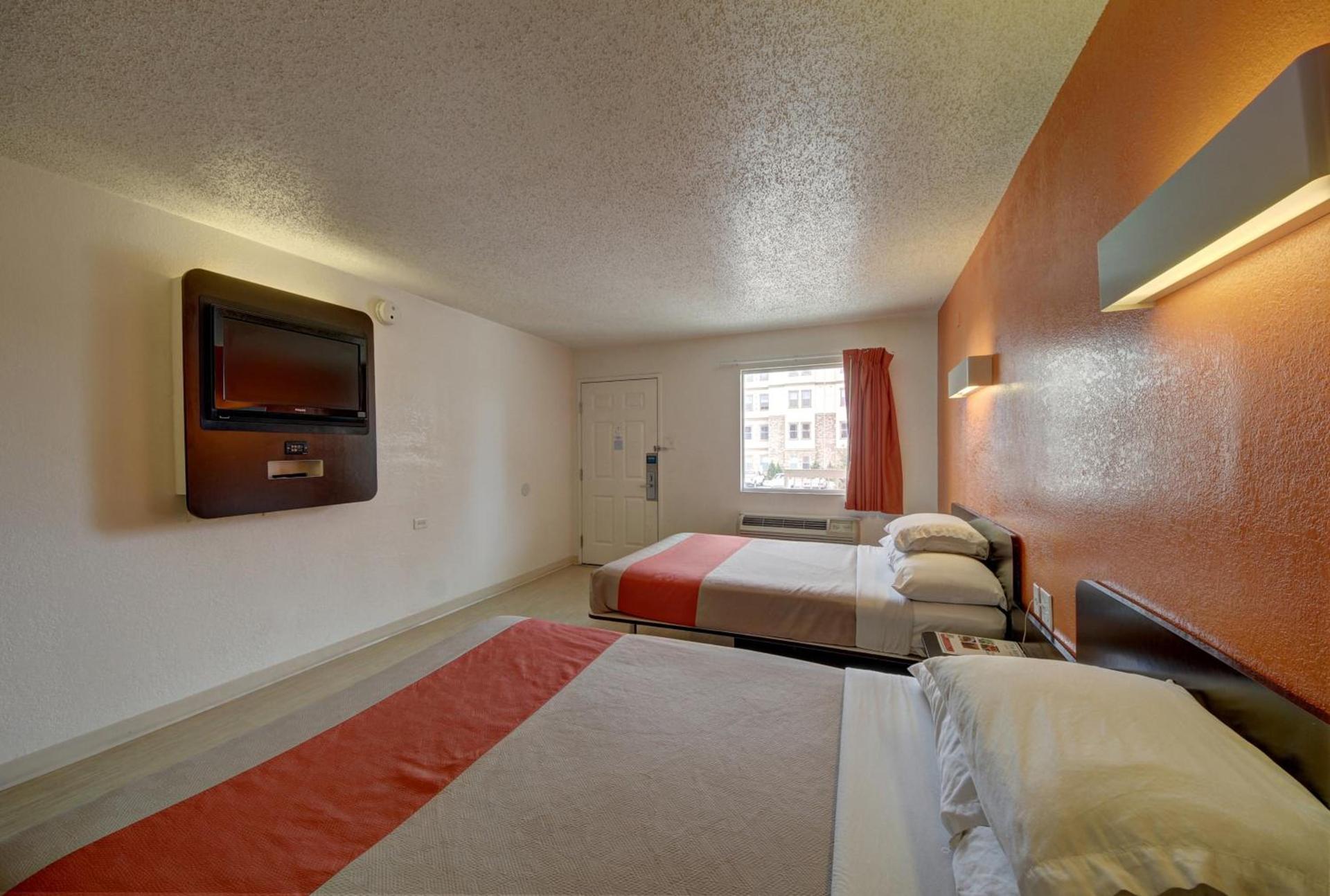 Motel 6-San Antonio, TX - Downtown - Market Square photo 27
