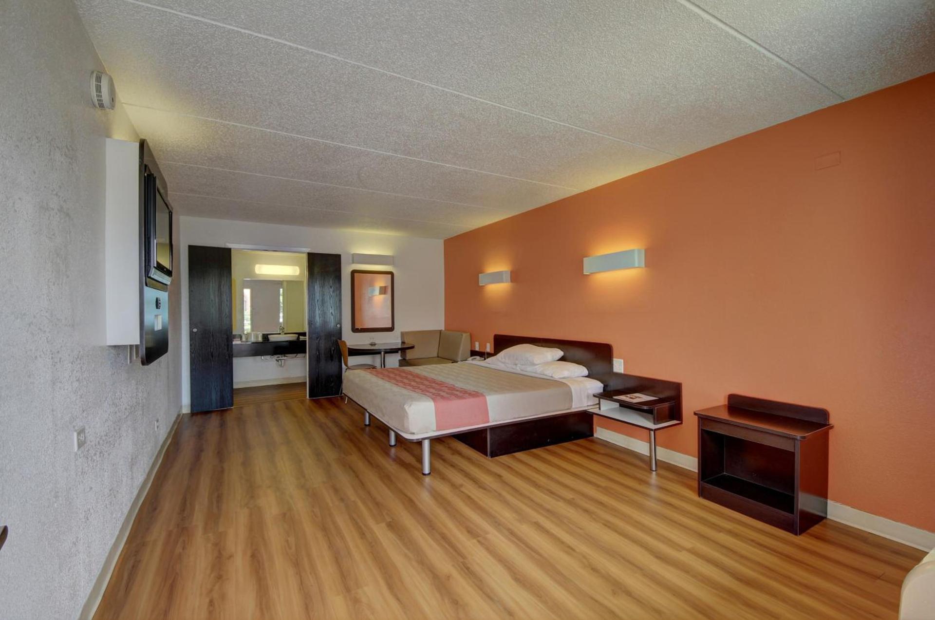 Motel 6-San Antonio, TX - Downtown - Market Square photo 20