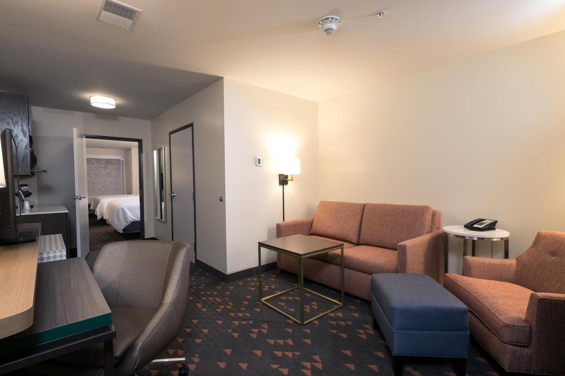 Holiday Inn & Suites Detroit - Troy by IHG photo 37
