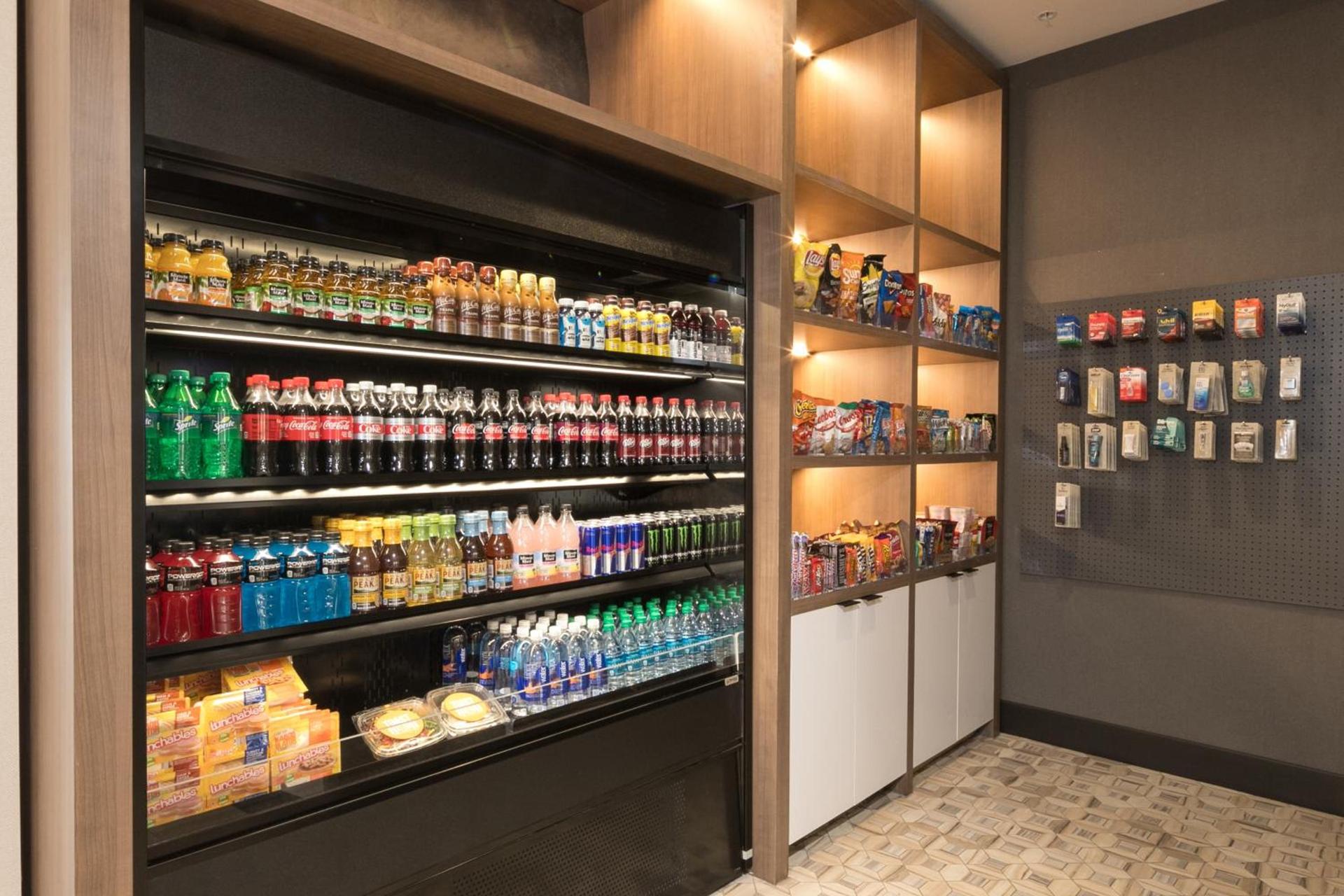 Holiday Inn & Suites Detroit - Troy by IHG photo 17