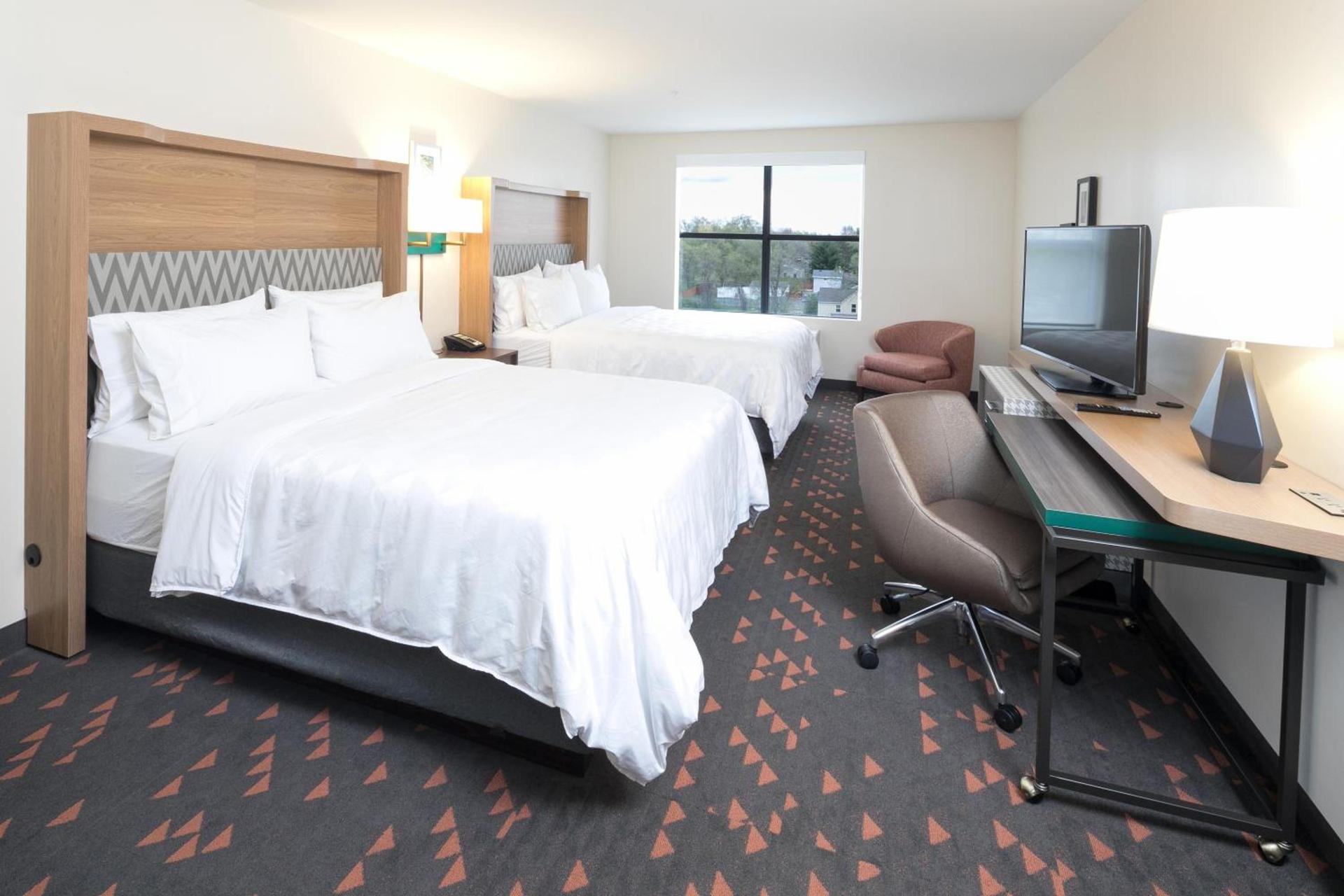 Holiday Inn & Suites Detroit - Troy by IHG photo 31