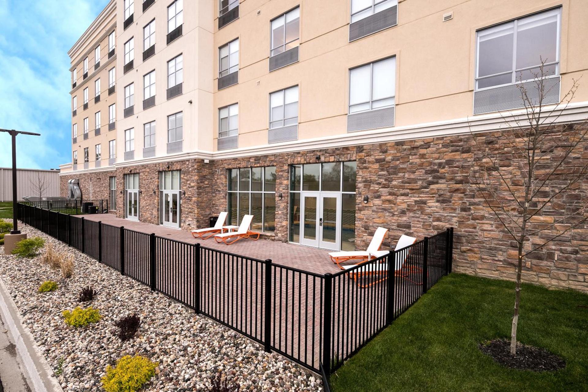 Holiday Inn & Suites Detroit - Troy by IHG photo 6