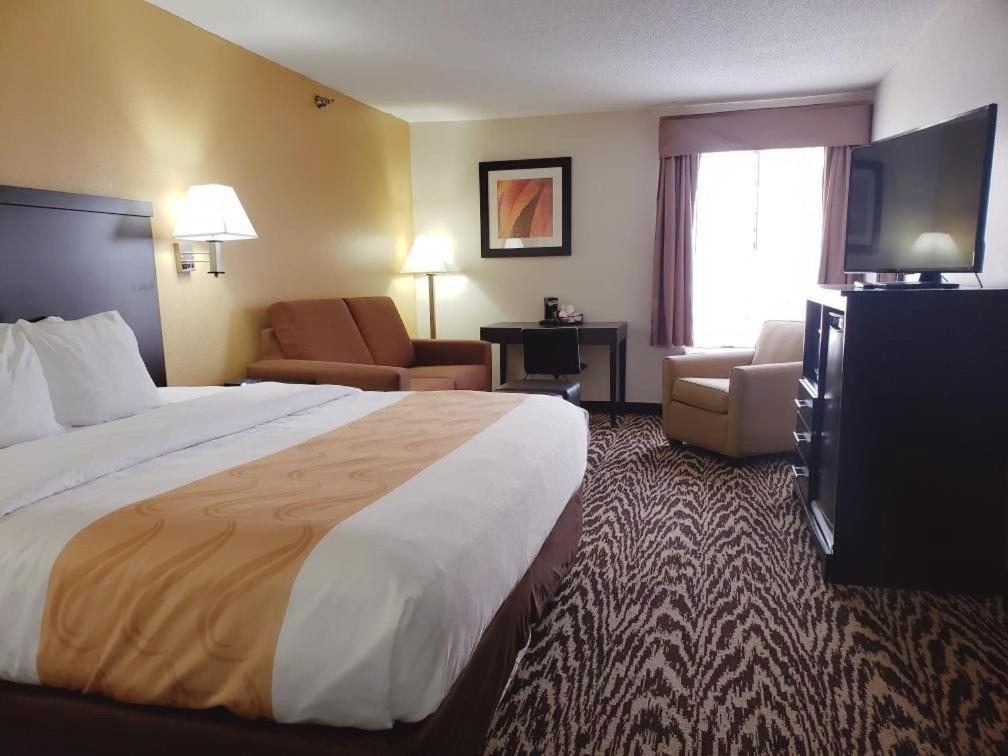 Quality Inn & Suites Clemmons I-40 photo 17