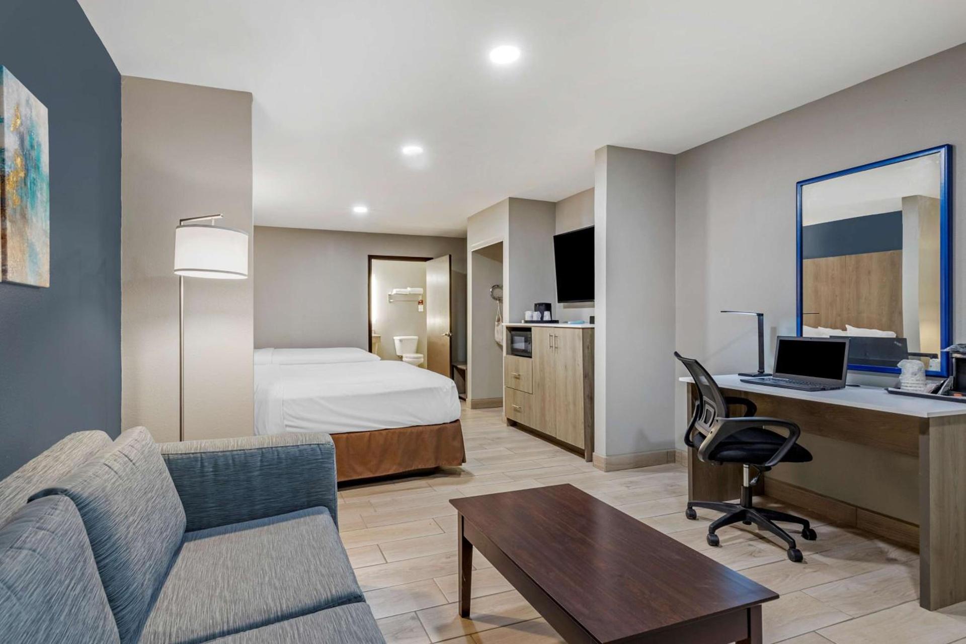 Best Western Plus Edinburg Inn & Suites photo 33