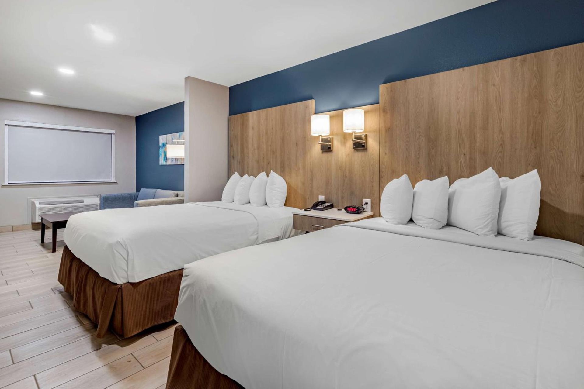 Best Western Plus Edinburg Inn & Suites photo 32