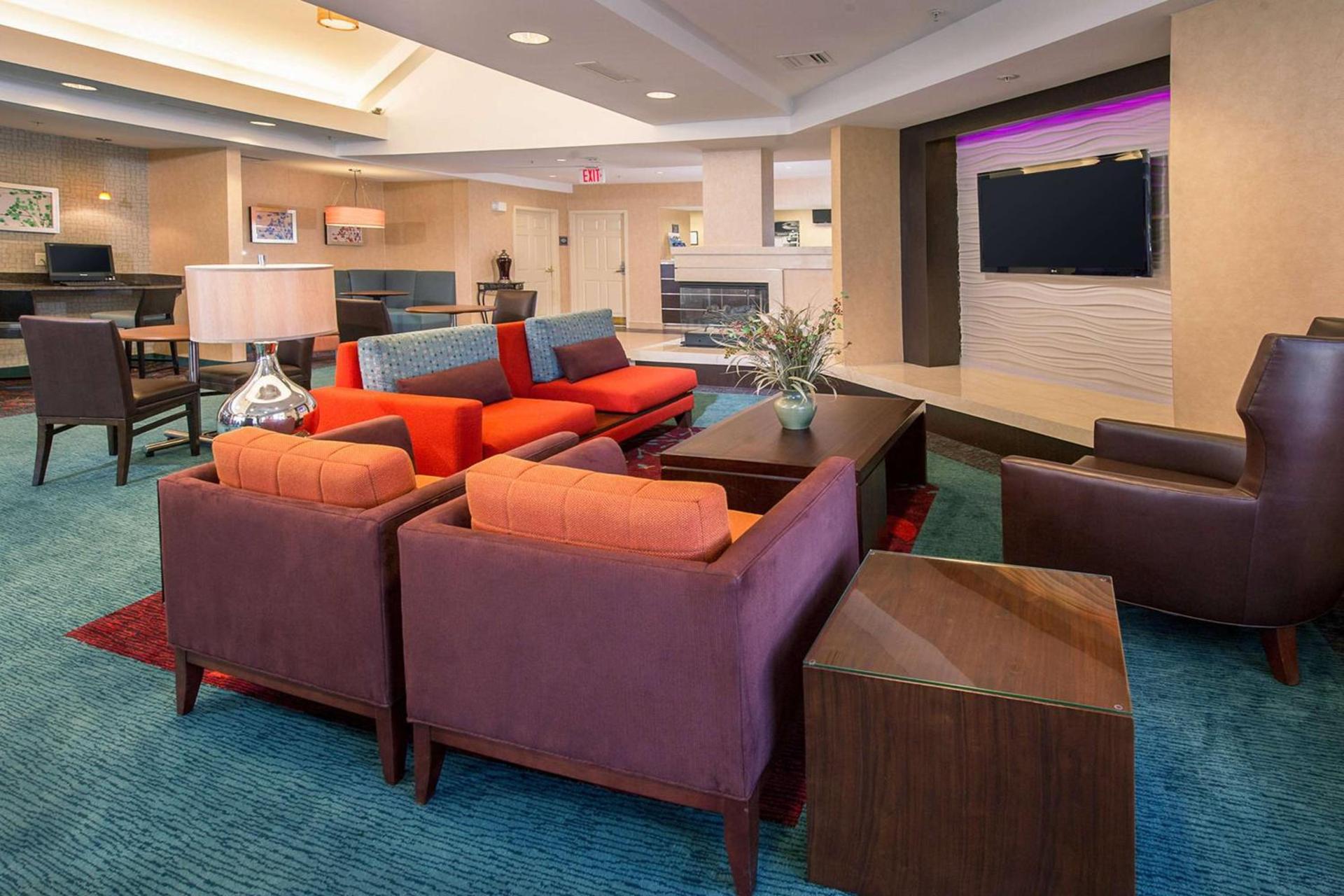 Sonesta ES Suites Charlottesville University photo 5