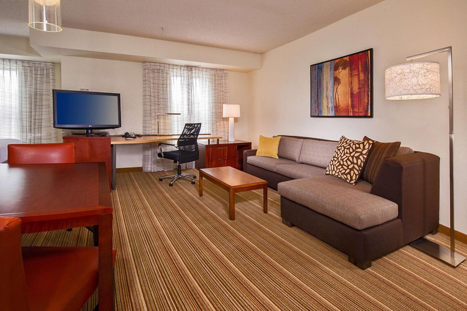 Sonesta ES Suites Charlottesville University photo 6