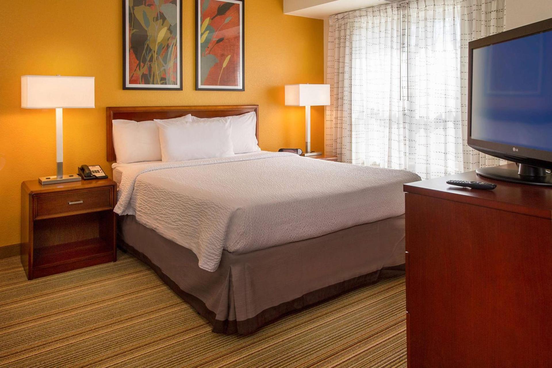 Sonesta ES Suites Charlottesville University photo 8