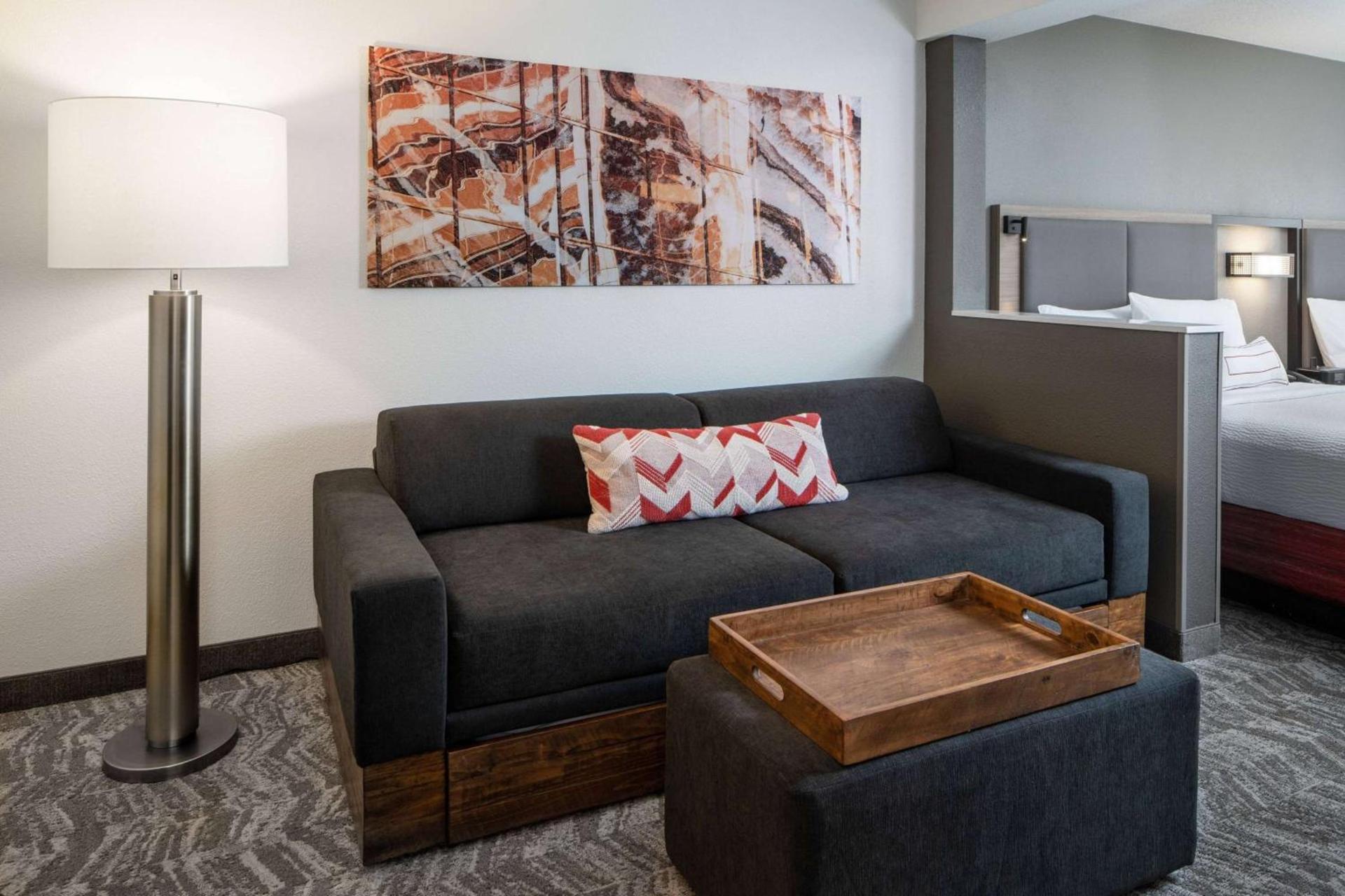 Sonesta Select Nashville Airport Suites photo 5
