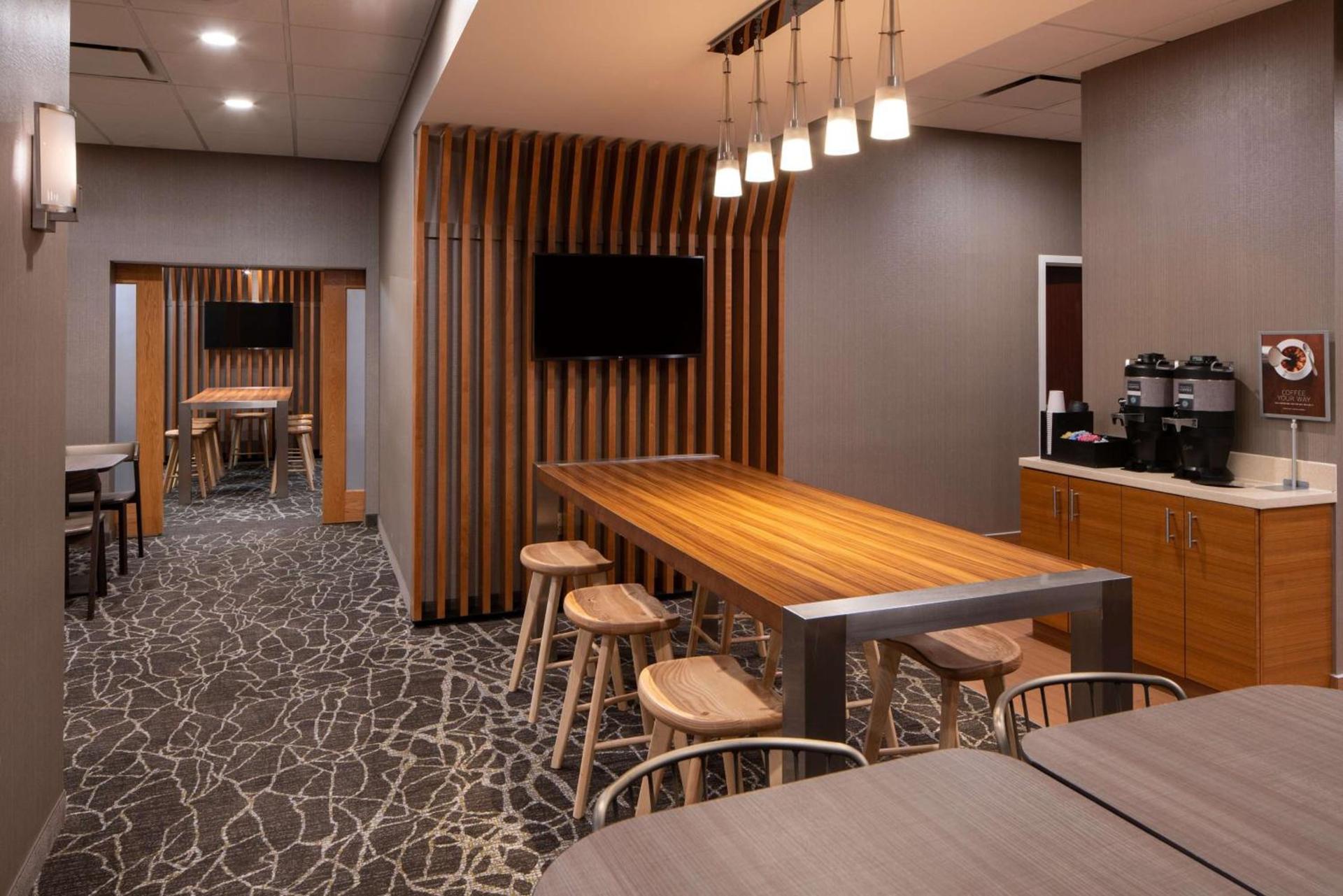 Sonesta Select Nashville Airport Suites photo 15